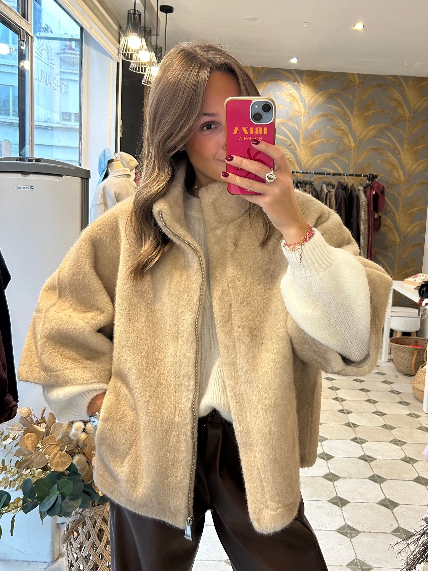 Veste/Cape en fausse fourrure