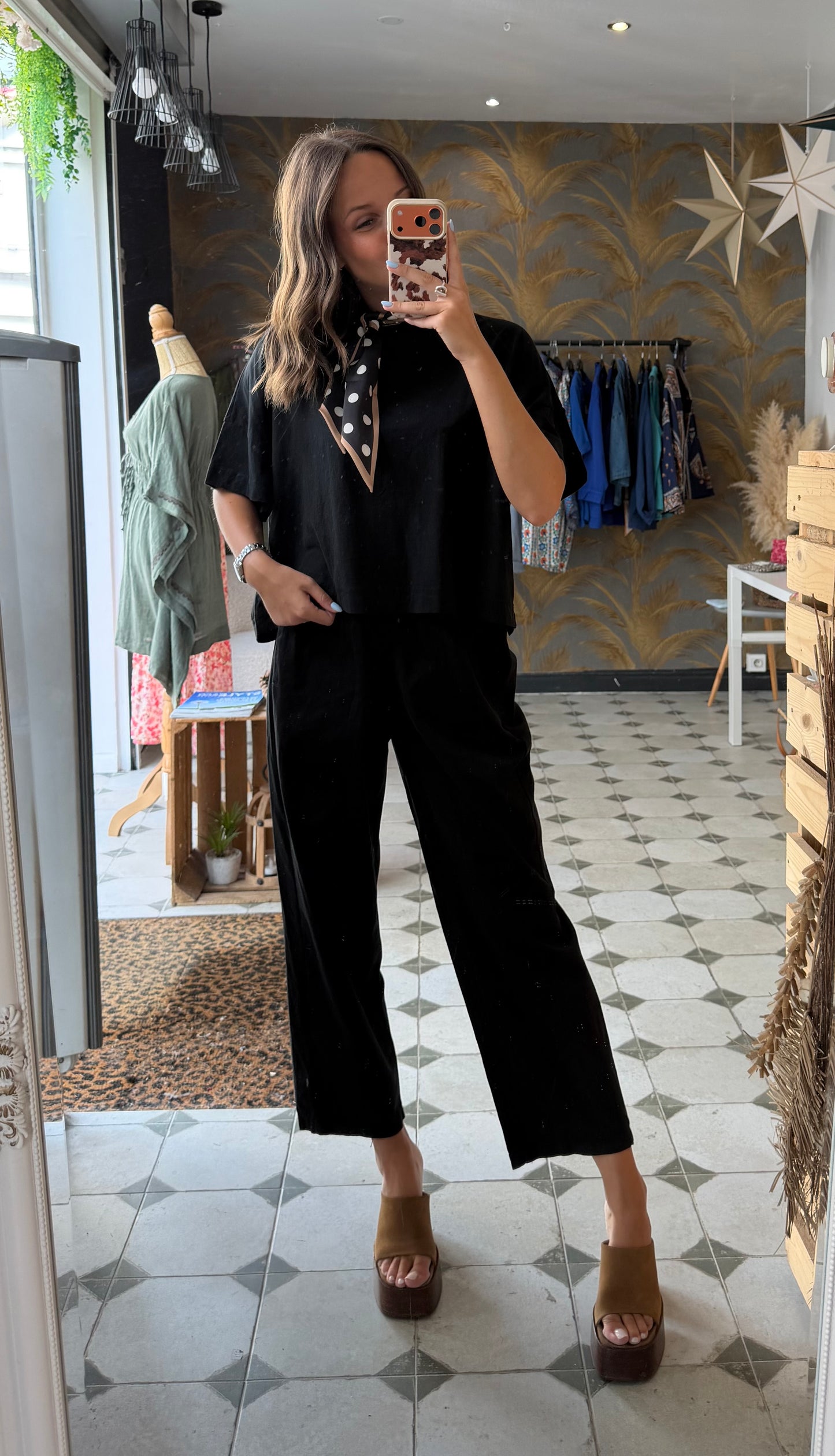 Pantalon Magique en toile mi-saison noir - Johanna Paris