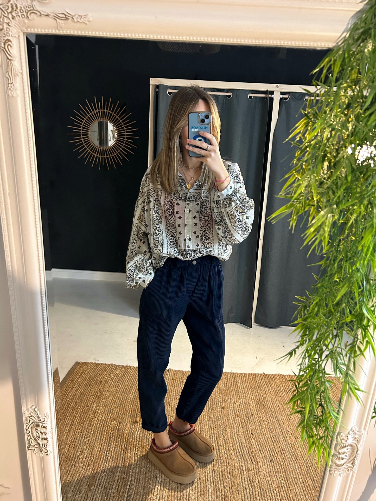 Pantalon en velours bleu marine - Johanna Paris