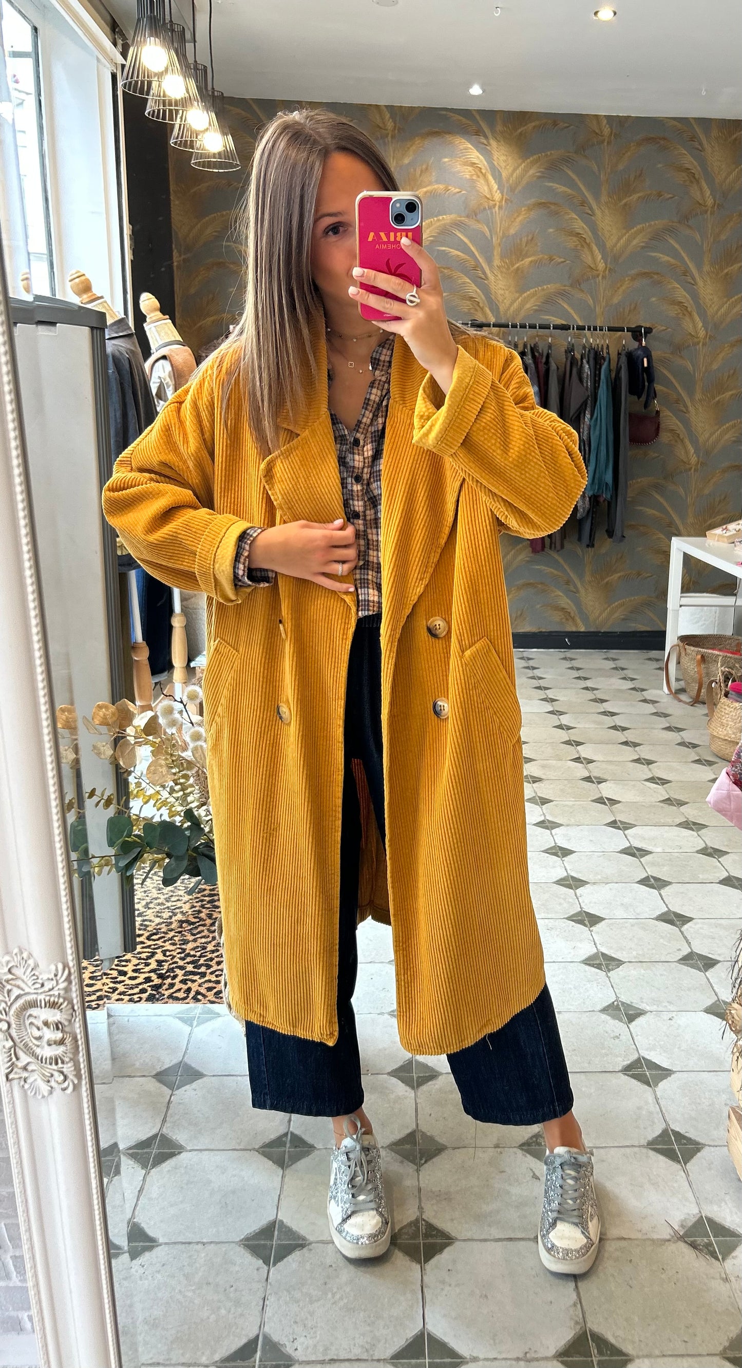 Trench en velours moutarde - Johanna Paris