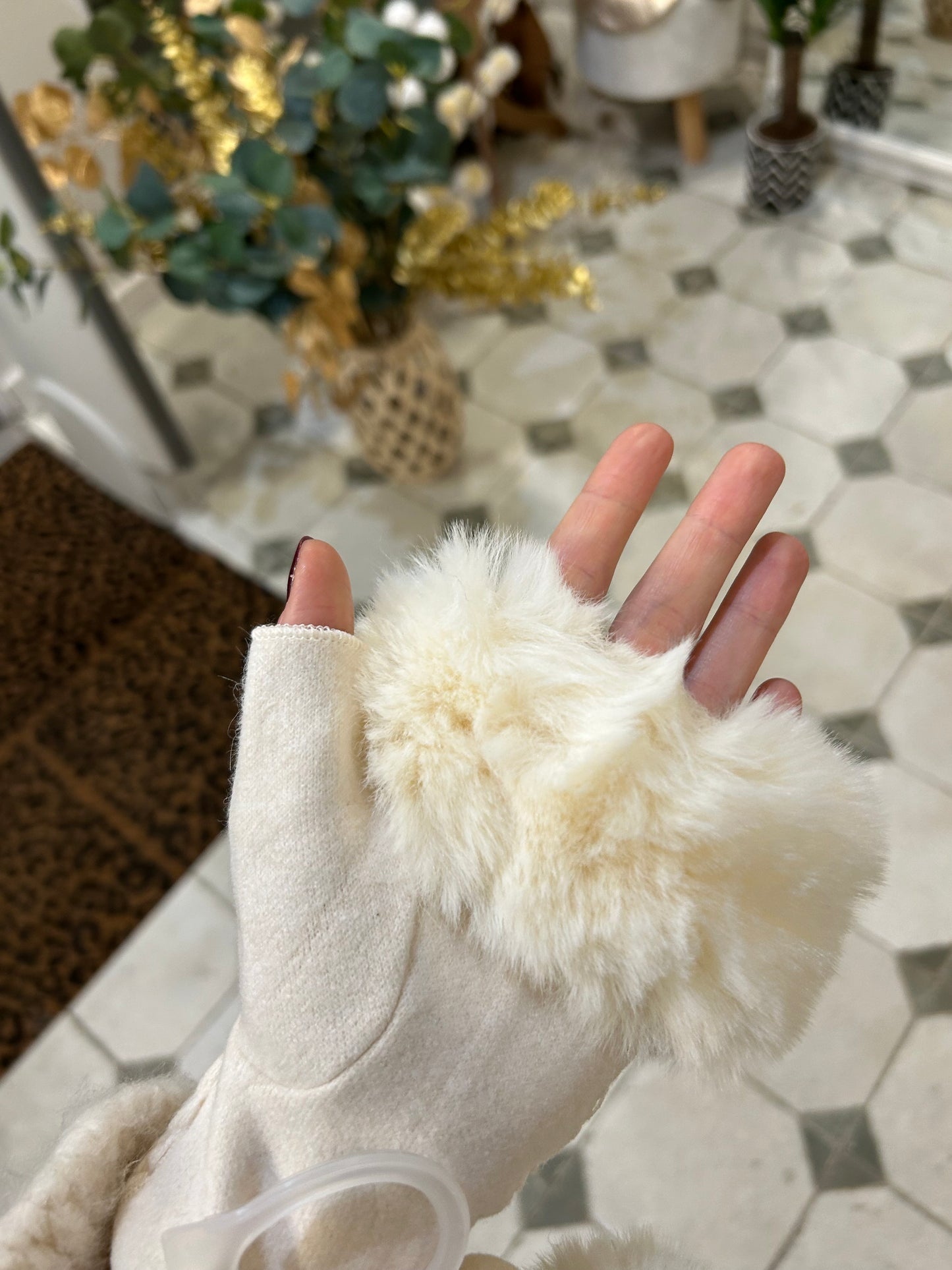 Mitaines en fausse fourrure