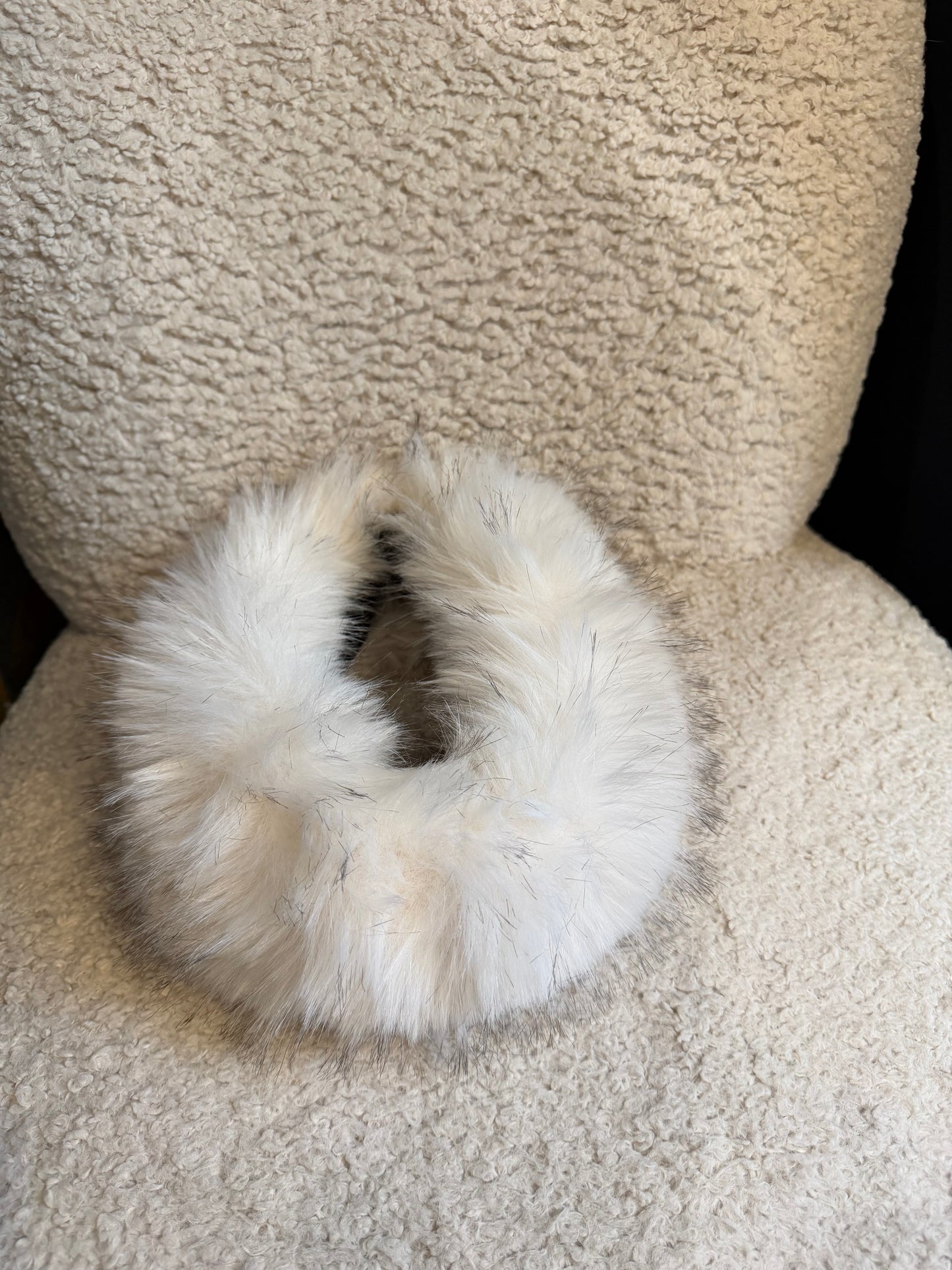 Tour de tête en fausse fourrure blanc