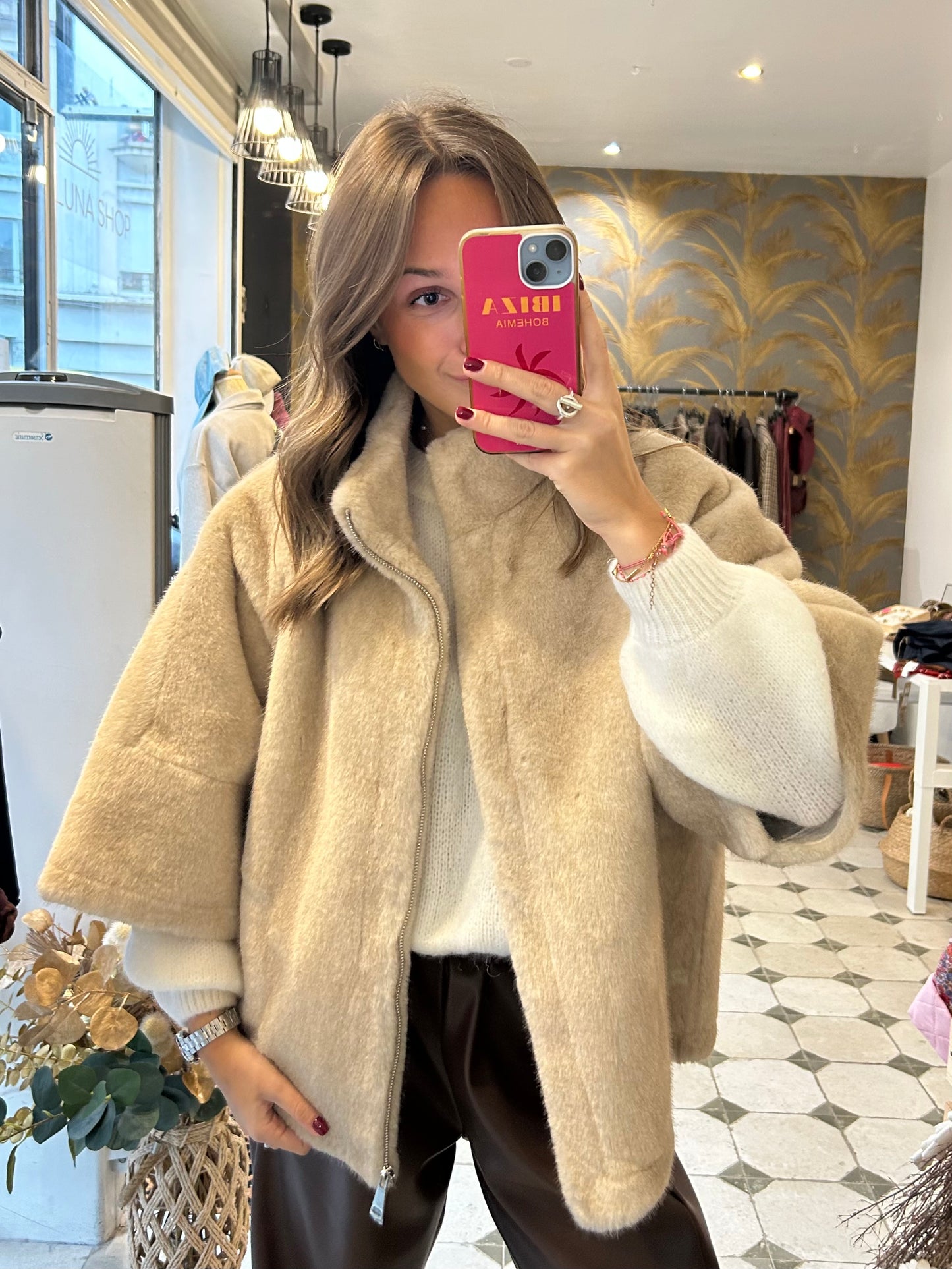 Veste/Cape en fausse fourrure