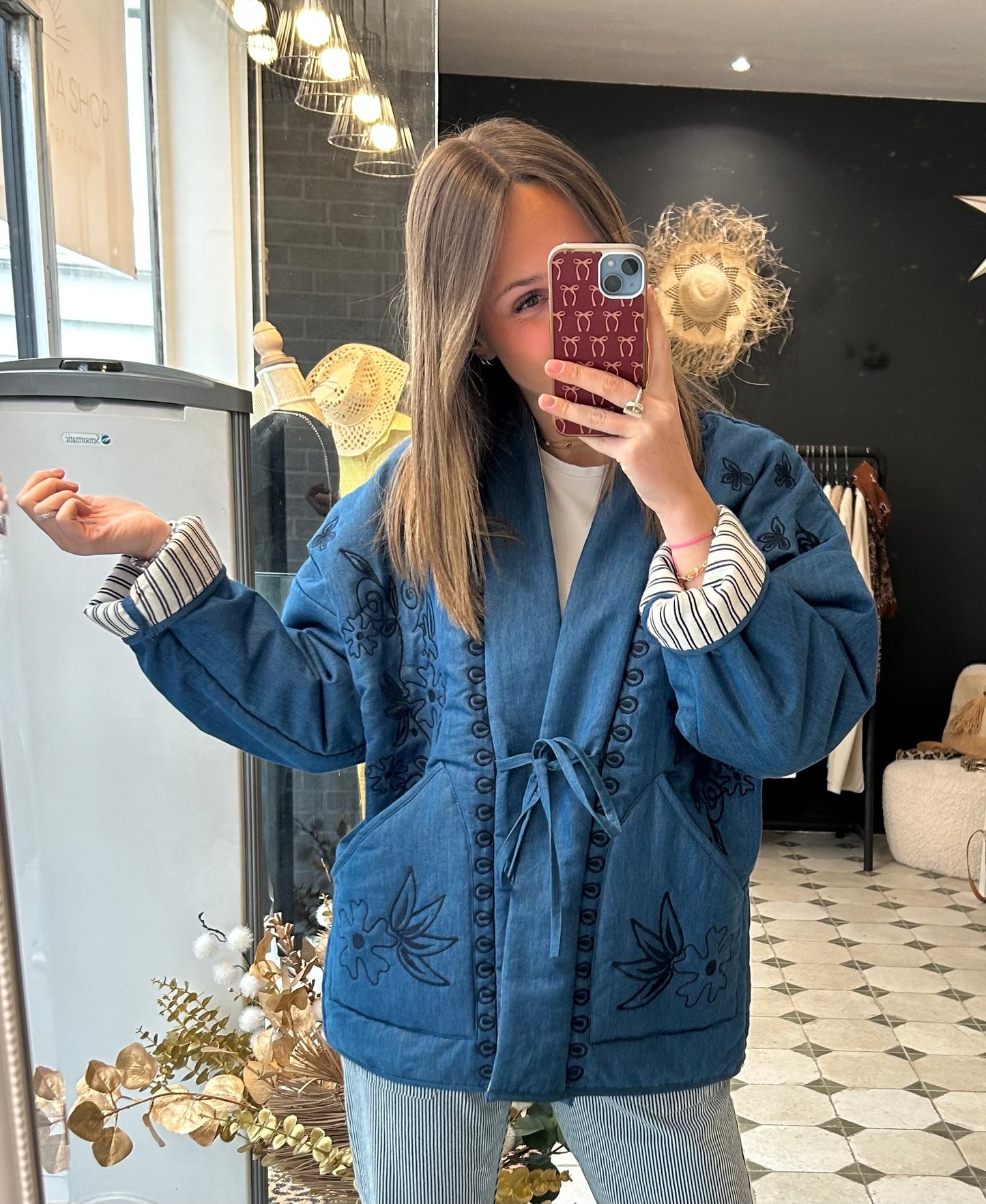 Veste Flora