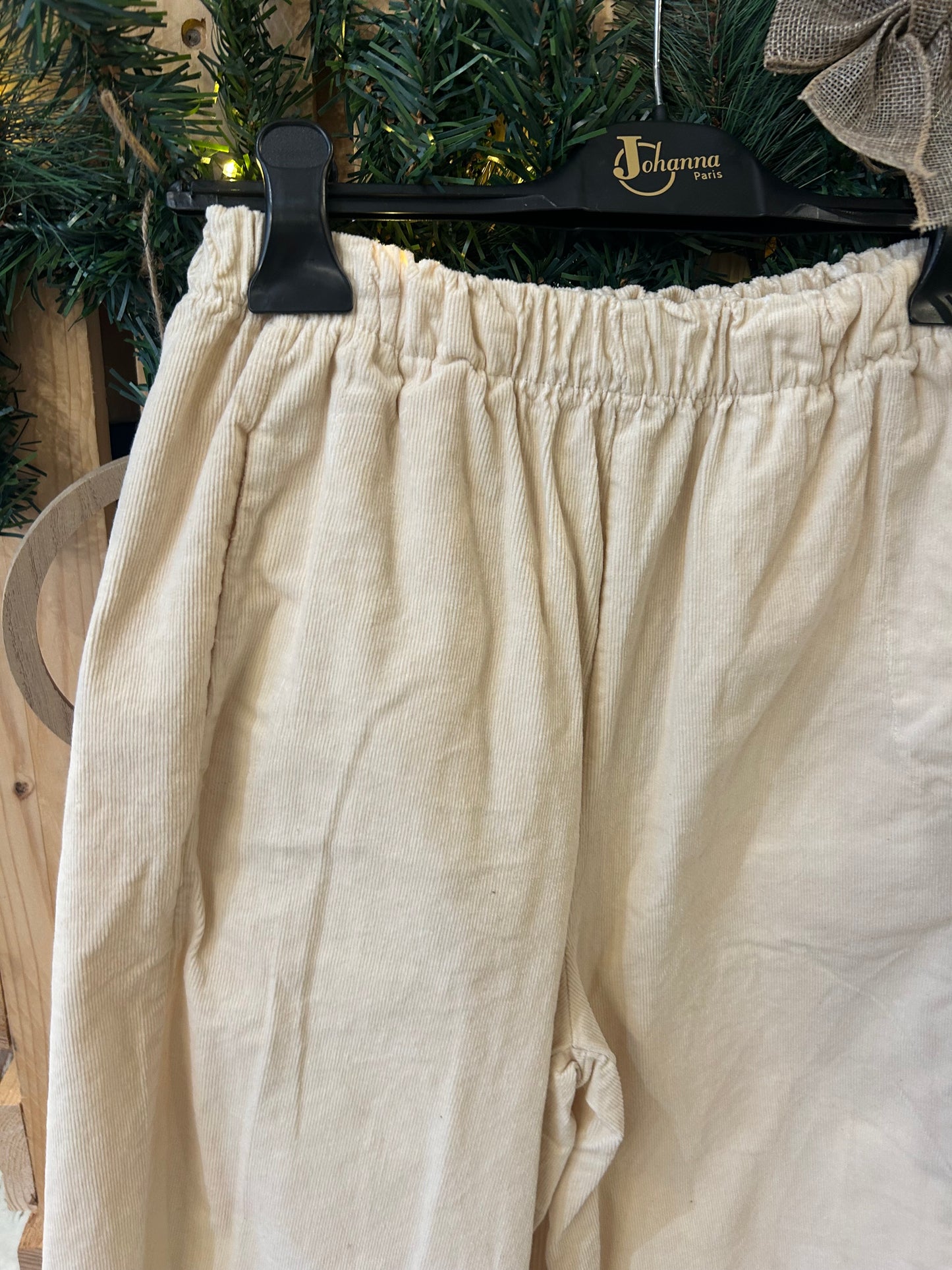 Pantalon Magique en velours écru - Johanna Paris