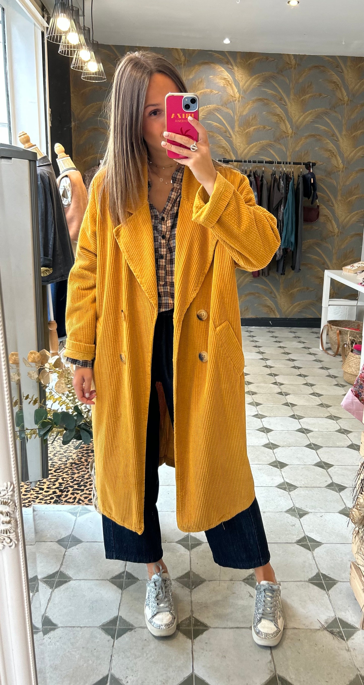 Trench en velours moutarde - Johanna Paris