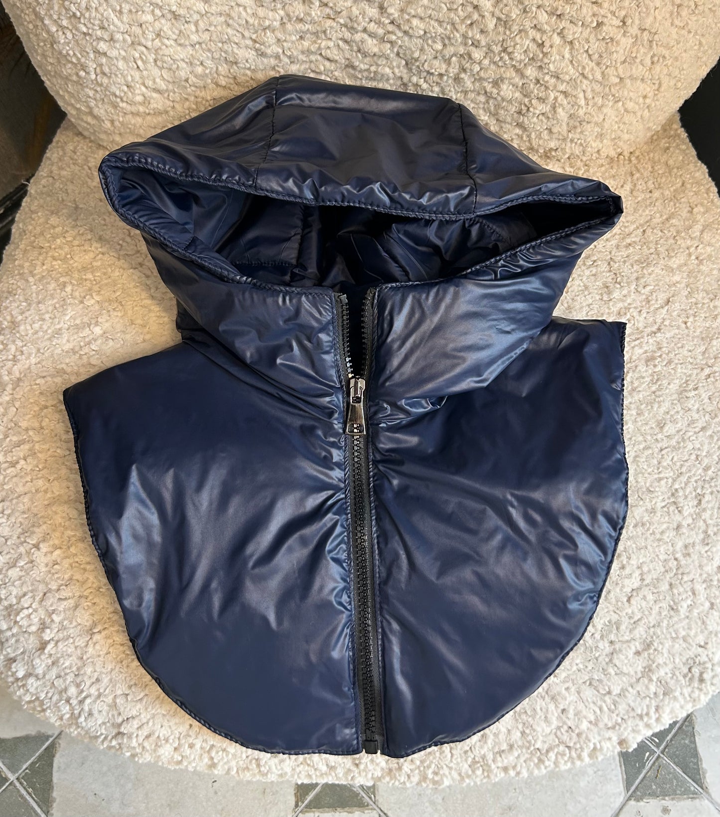 Capuche amovible bleu marine - Johanna Paris