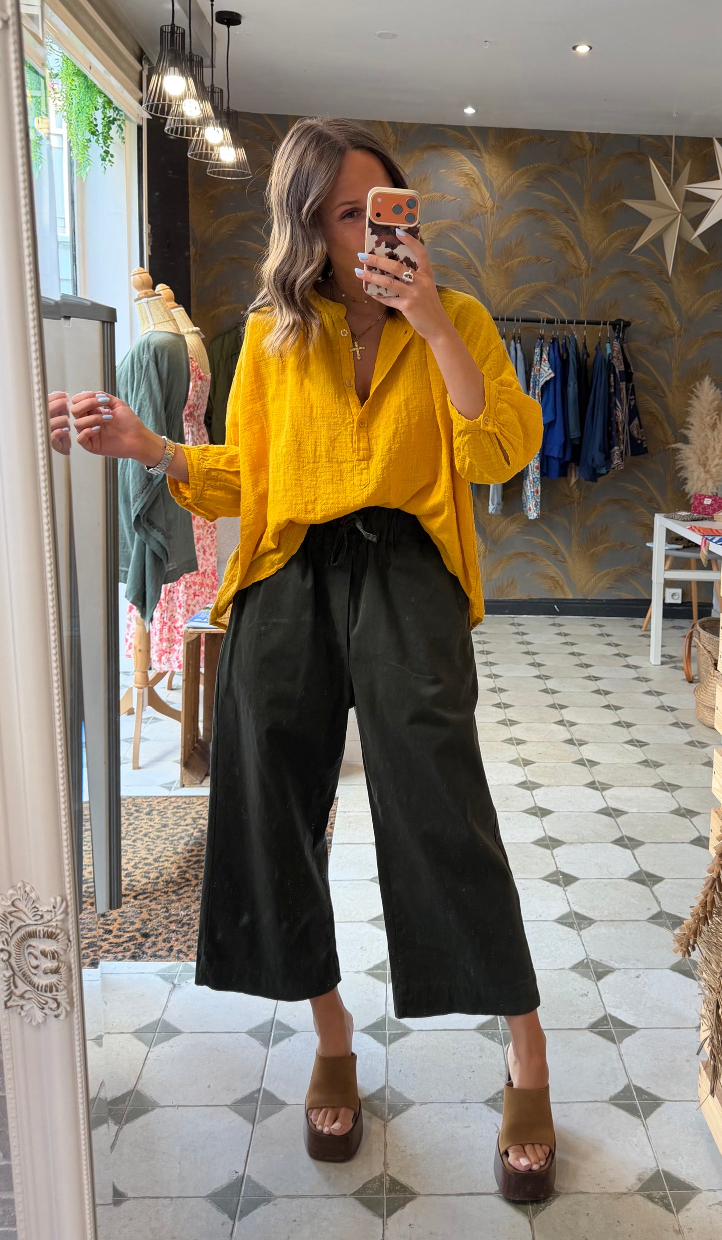 Pantalon en toile avec des liens kaki - Johanna Paris