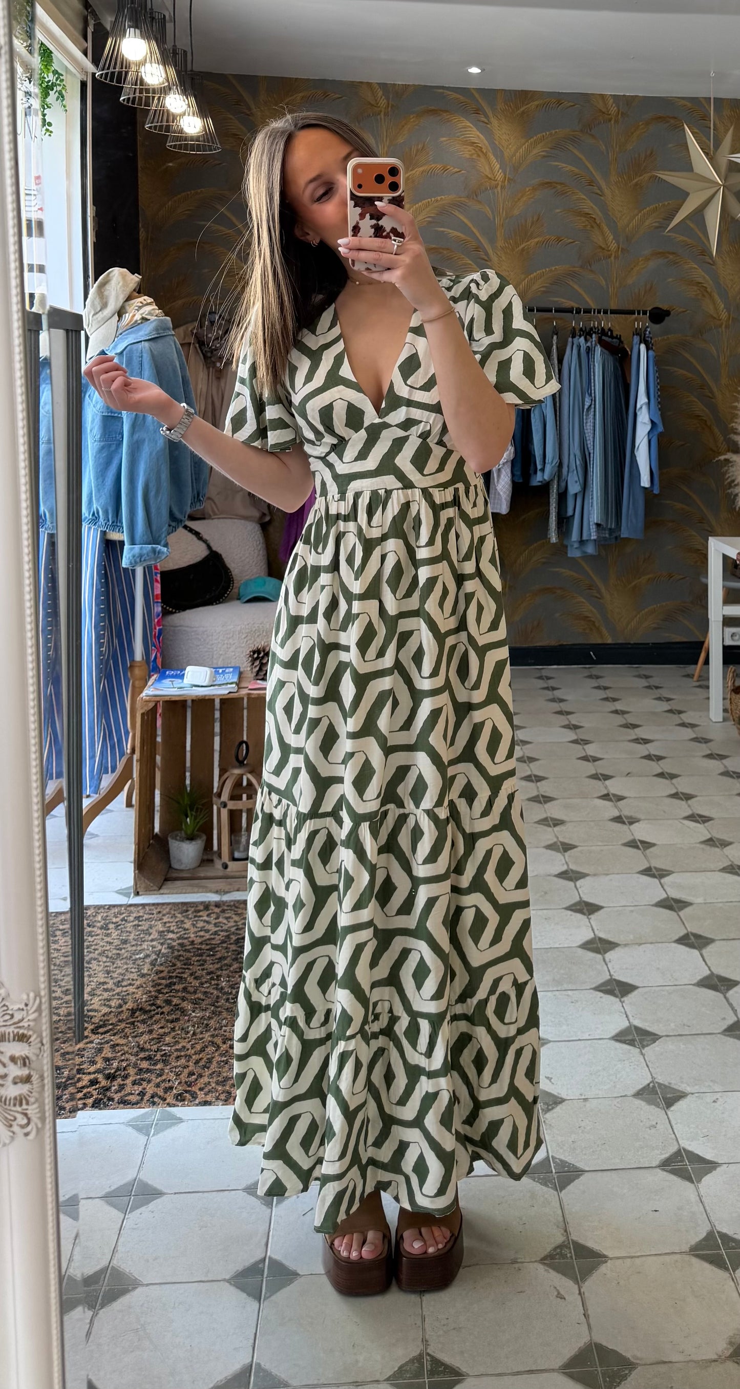 Robe Lucca
