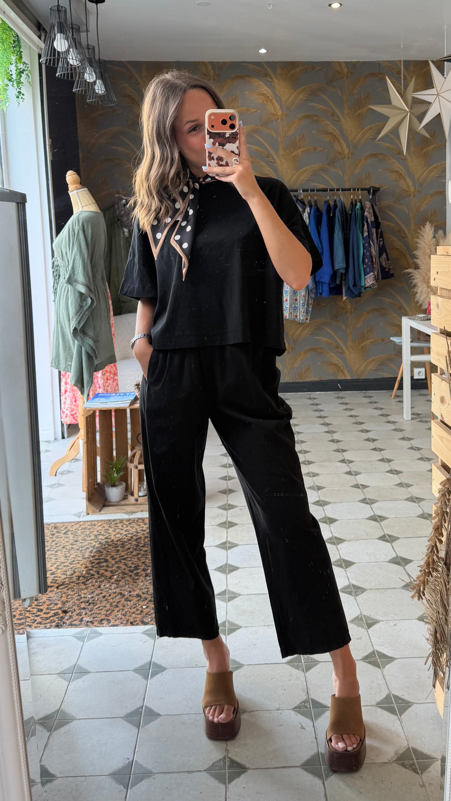 Pantalon Magique en toile mi-saison noir - Johanna Paris