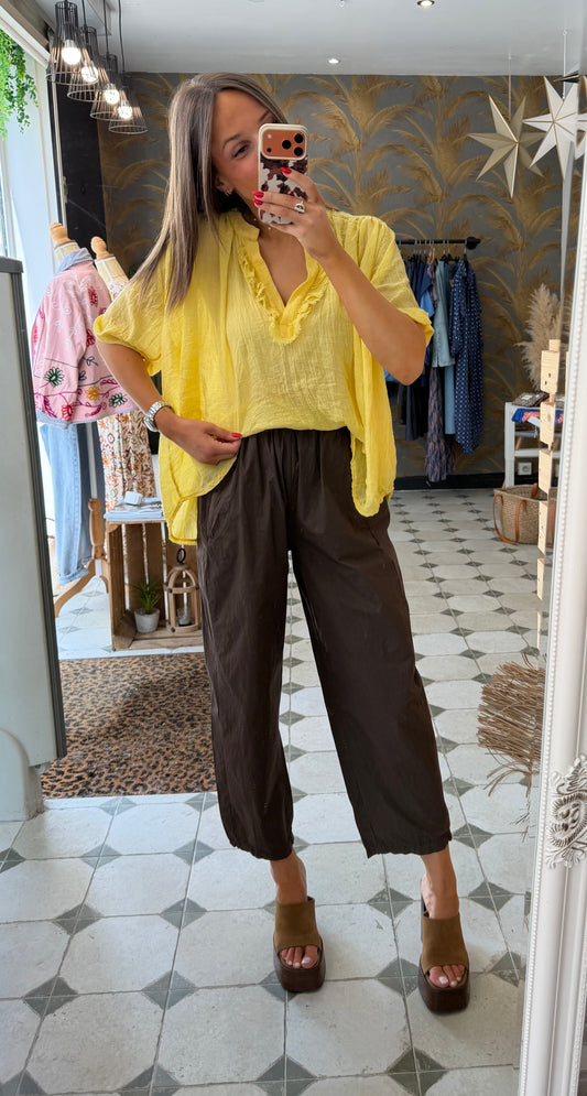 Pantalon Magique en toile fine marron - Johanna Paris