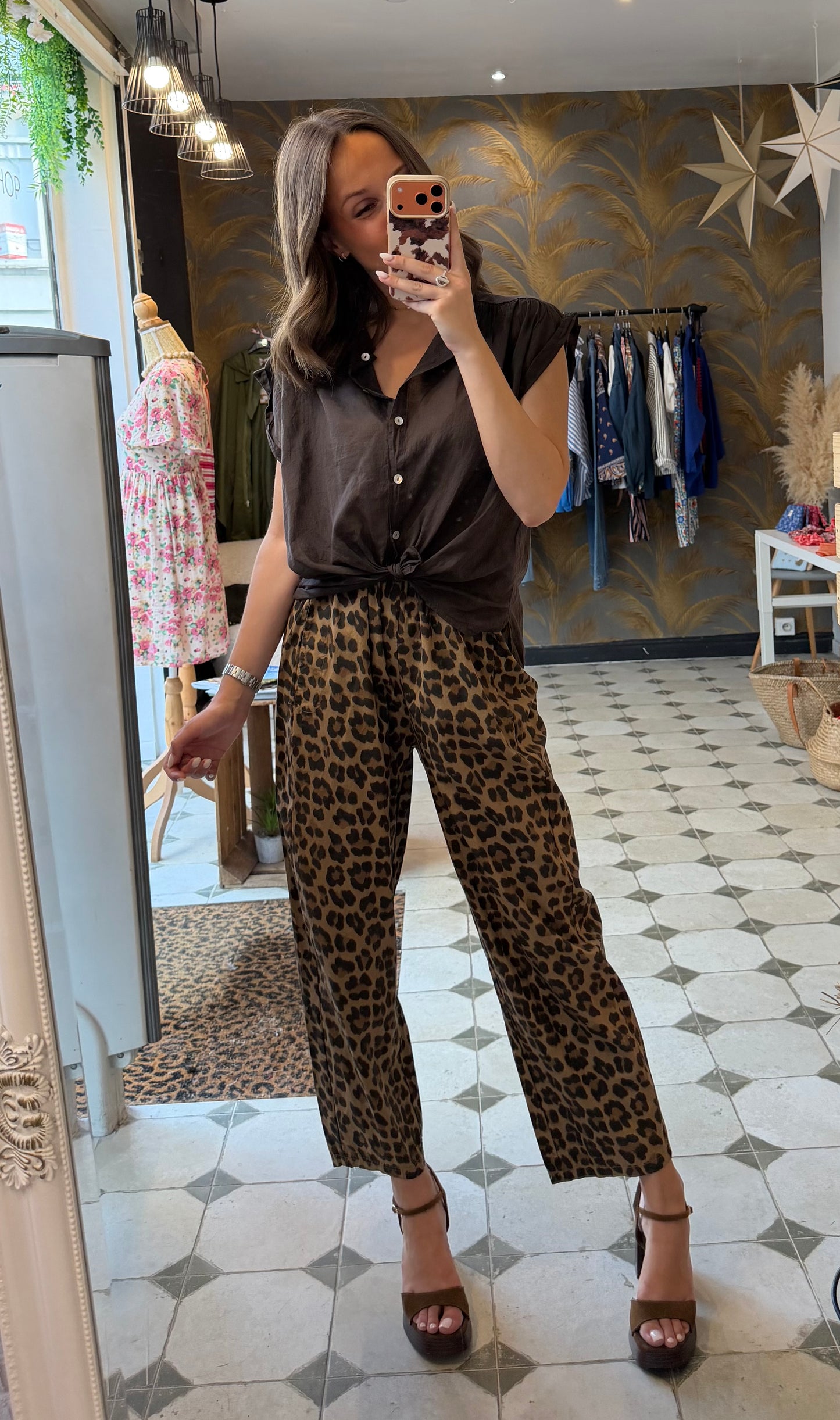 Blouse sans manches Myla chocolat - Johanna Paris