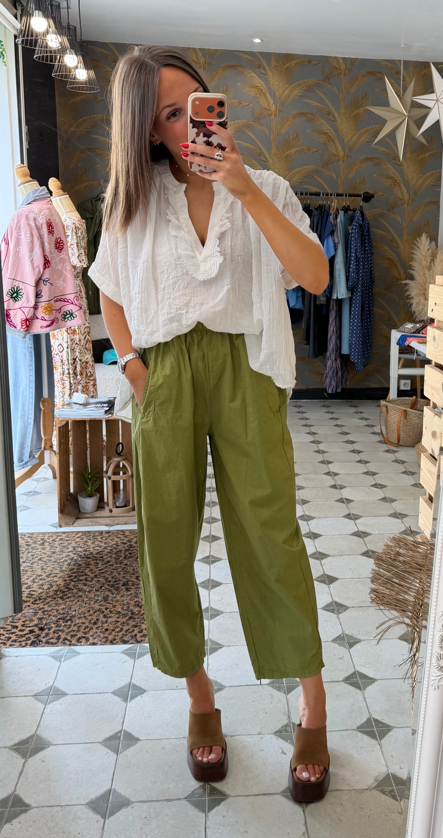 Pantalon Magique en toile fine vert olive - Johanna Paris