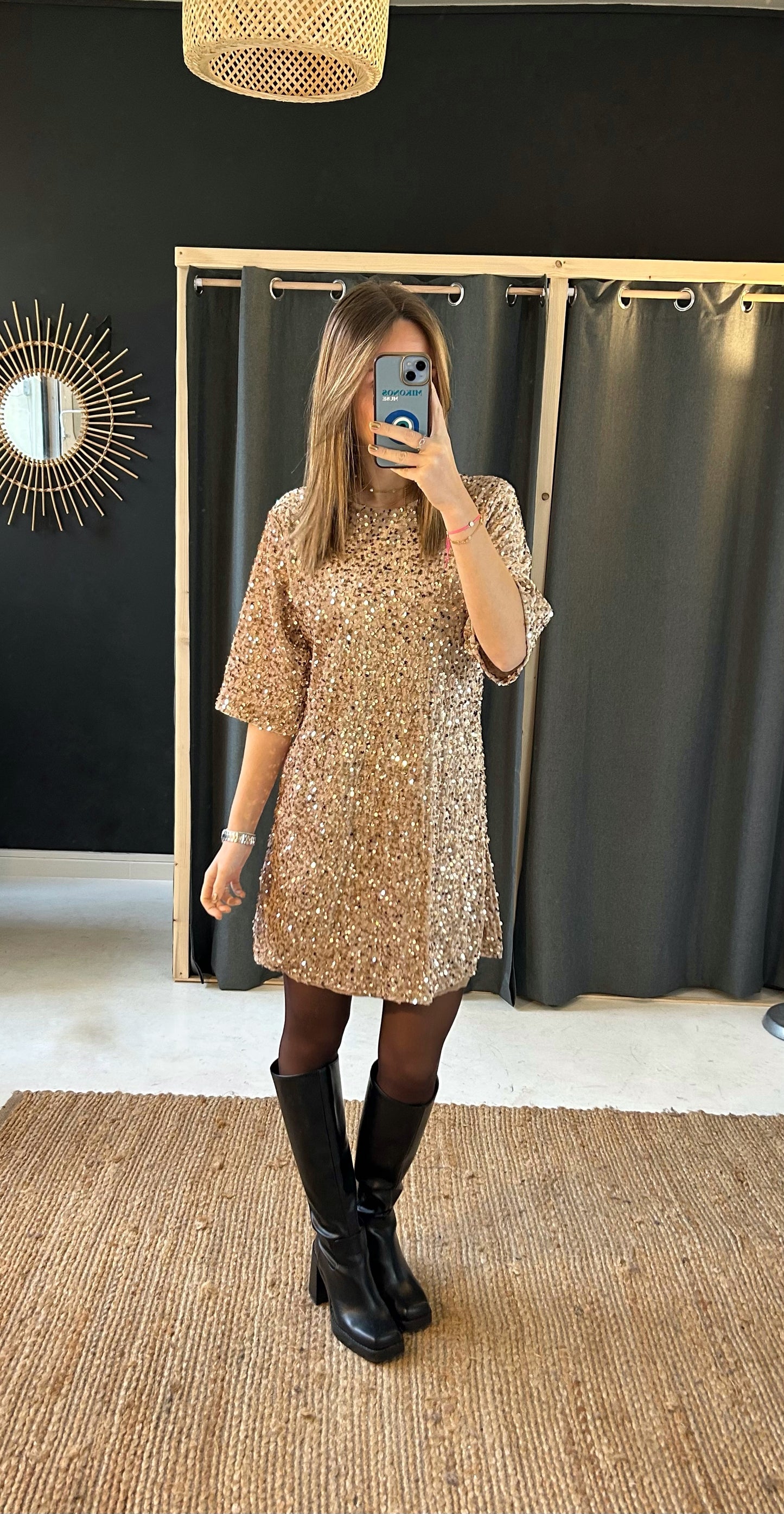 Robe en sequins