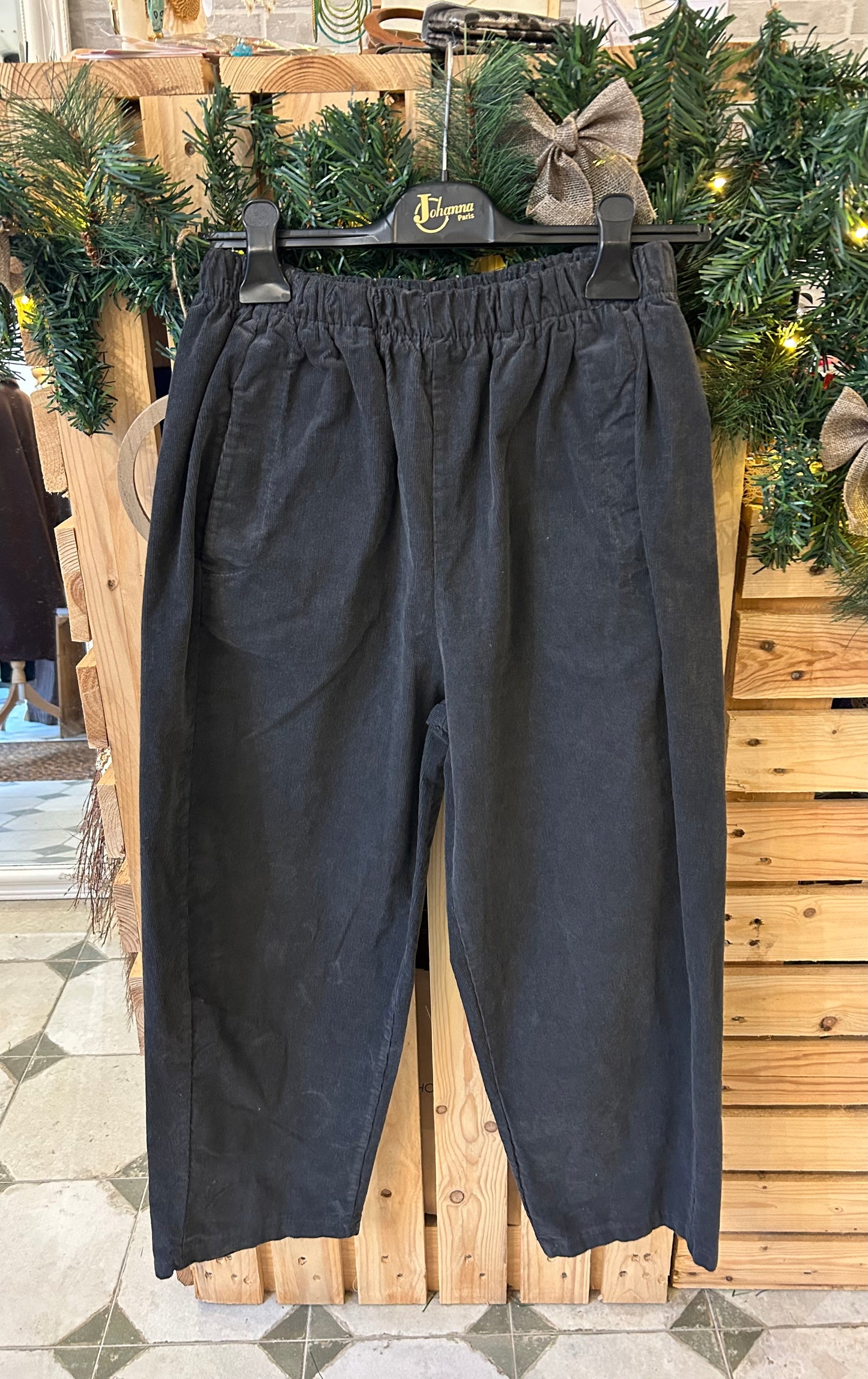 Pantalon Magique en velours gris - Johanna Paris