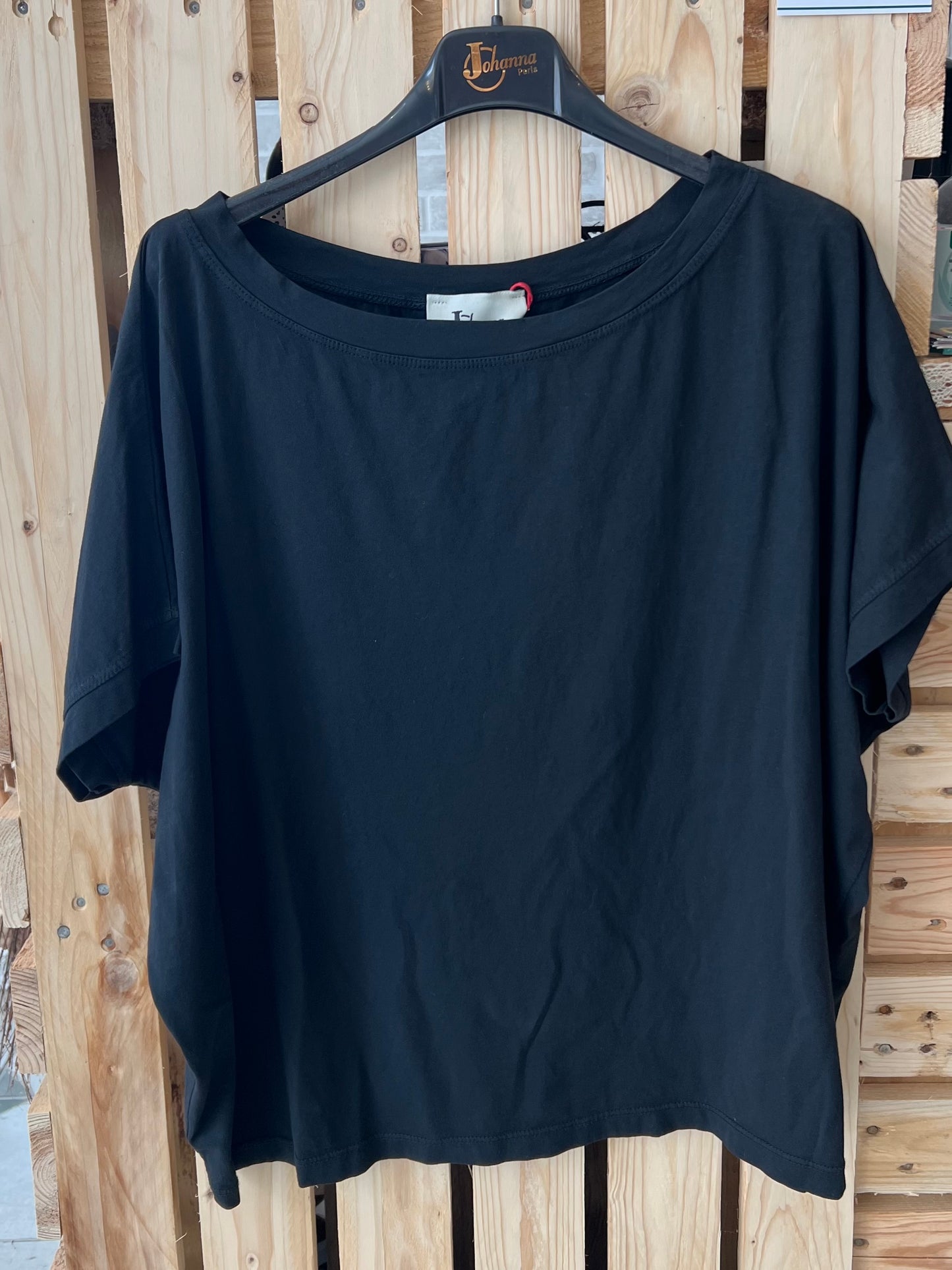 T-Shirt noir - Johanna Paris