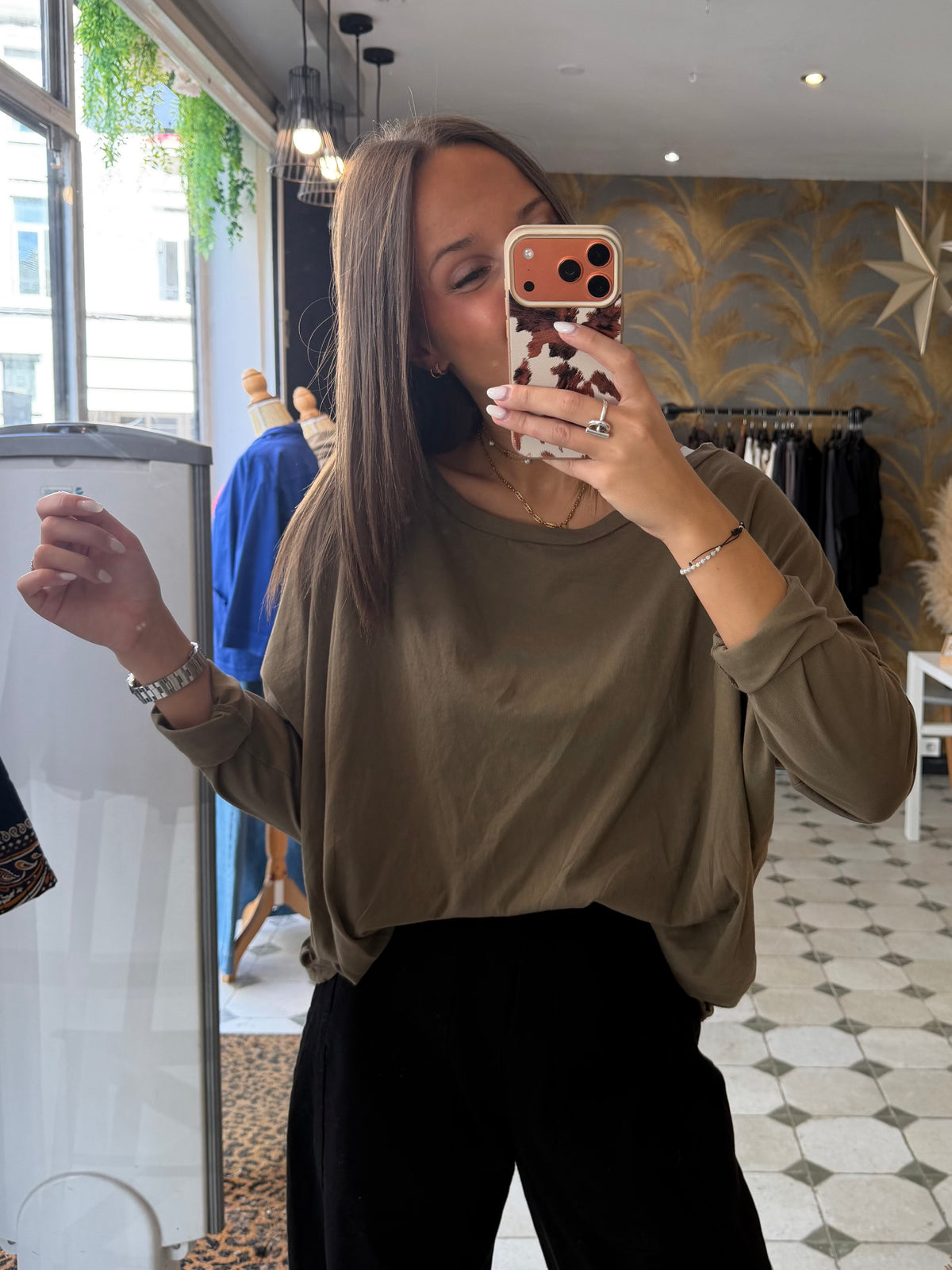T-Shirt Col Bateau beige foncé  - Johanna Paris