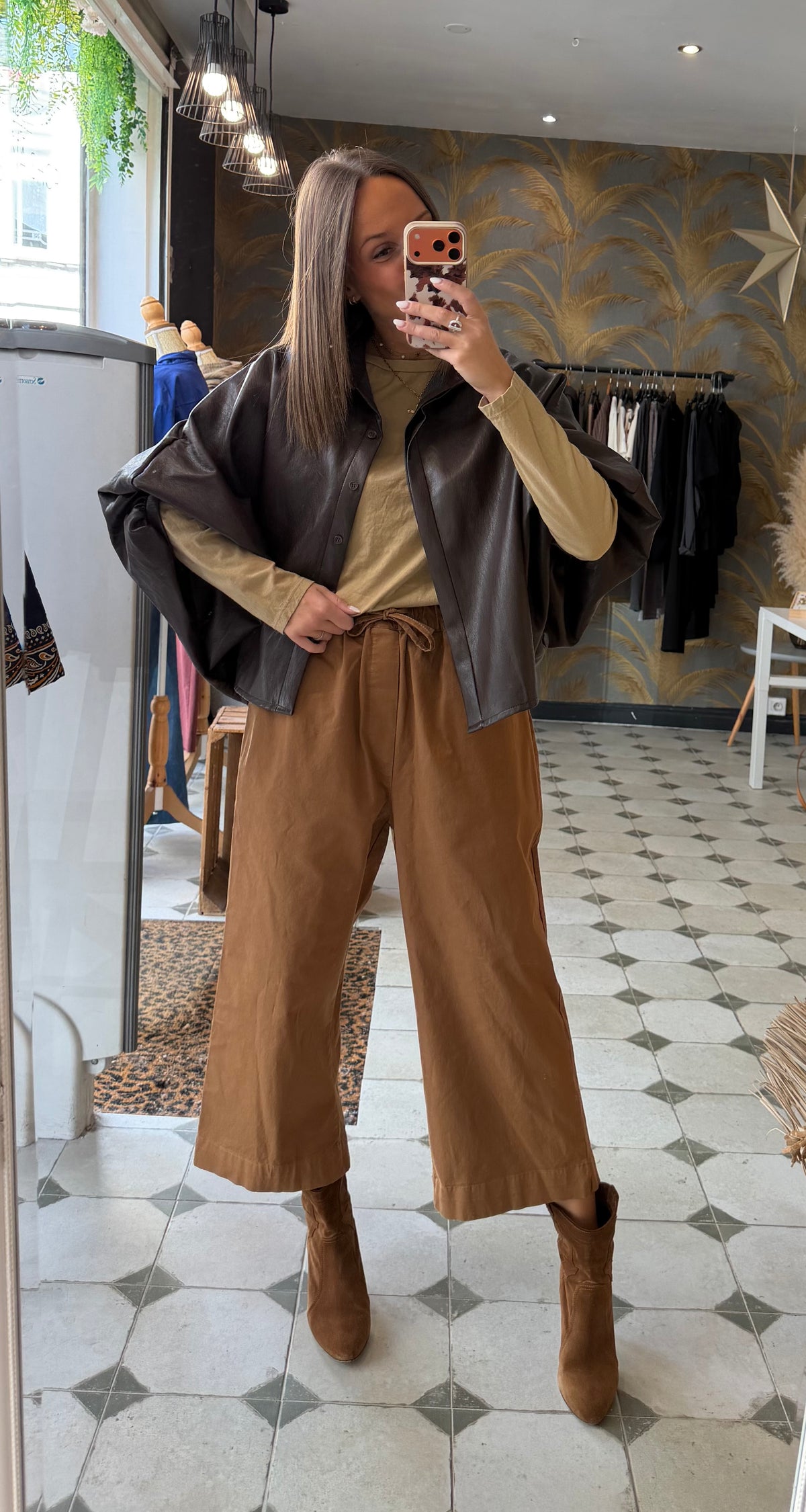 Pantalon en toile avec des liens Camel - Johanna Paris