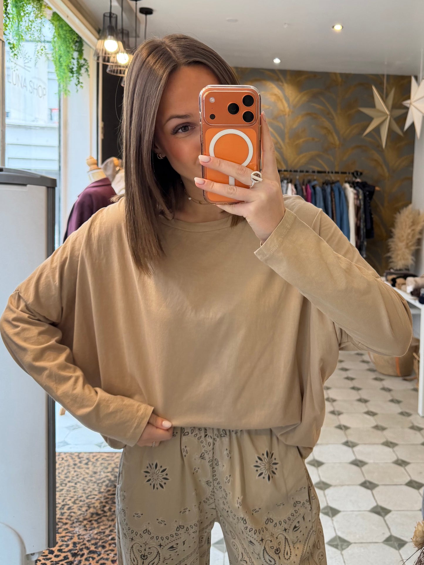 T-Shirt Col Bateau beige Manches longues - Johanna Paris