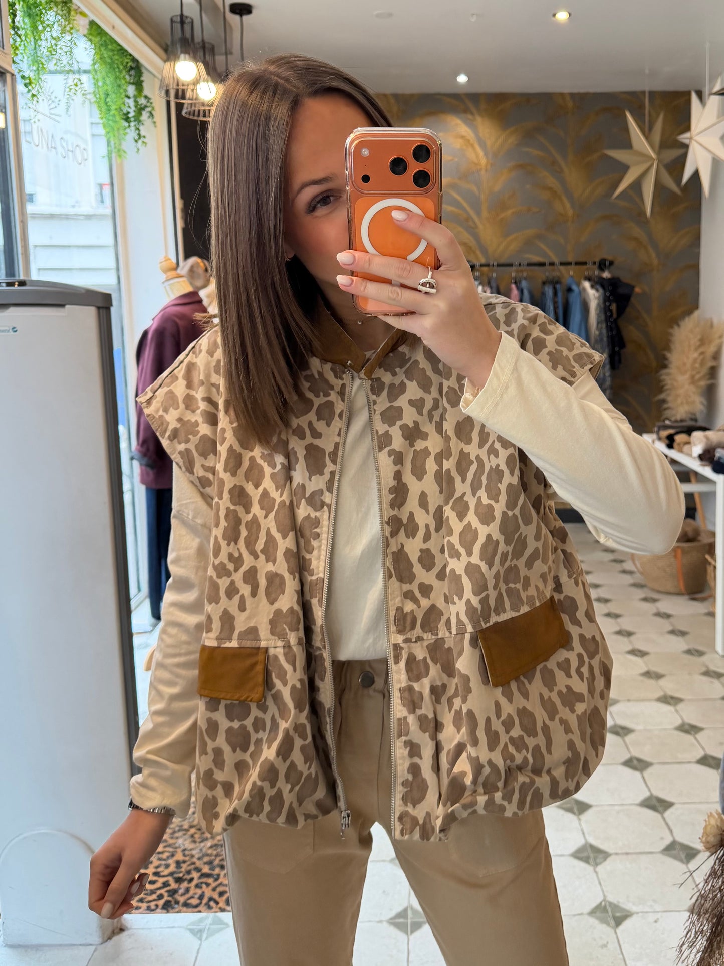 Gilet sans manches Octavie léopard Beige - Johanna Paris