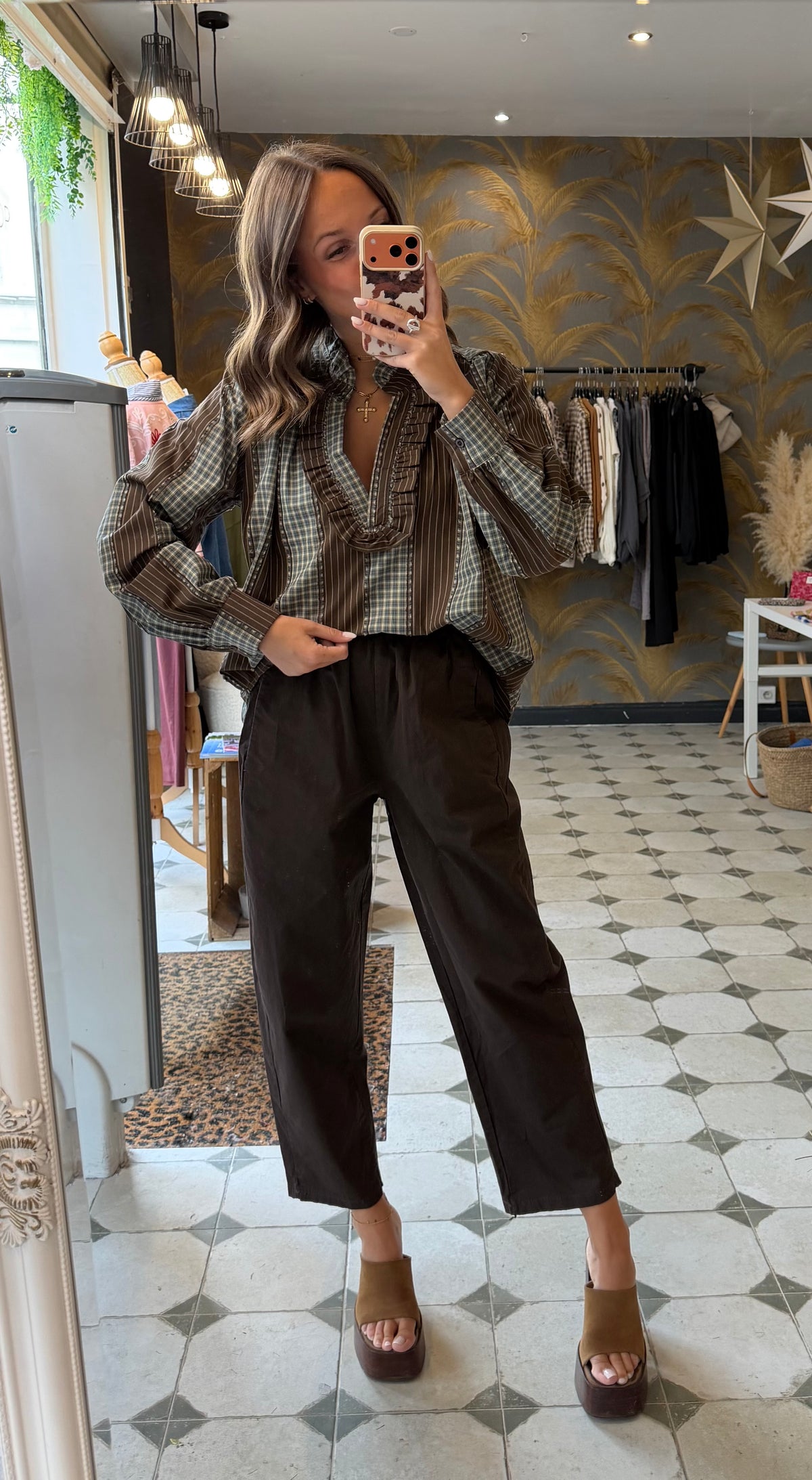 Pantalon Magique en toile kaki chocolat - Johanna Paris