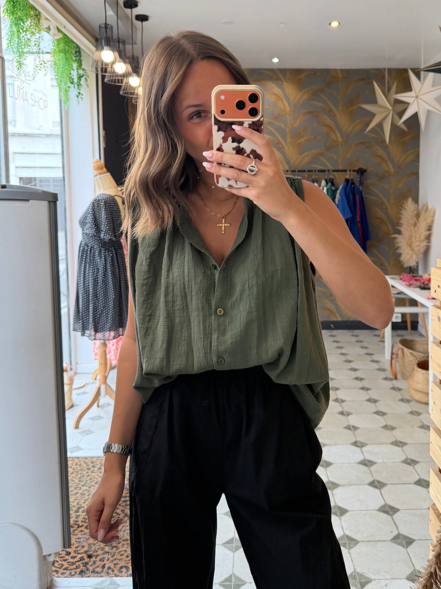 Chemise Clémentine sans manches en garza kaki - Johanna Paris