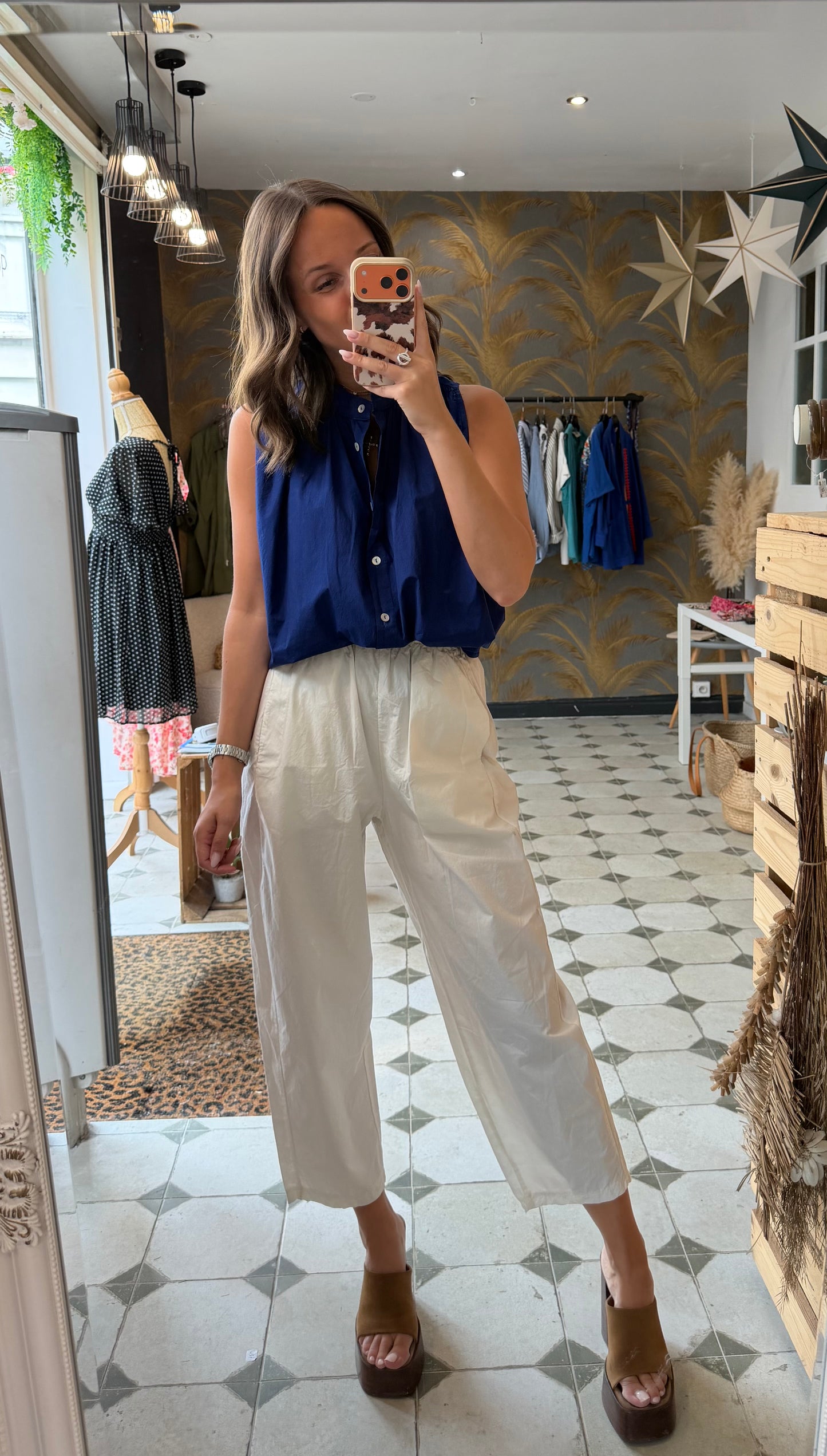 Chemise Clémentine sans manches en toile parachute bleu royal - Johanna Paris