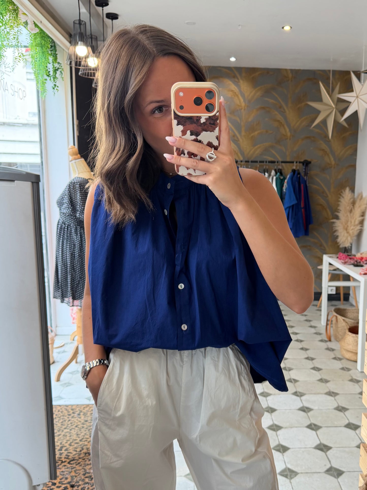 Chemise Clémentine sans manches en toile parachute bleu royal - Johanna Paris