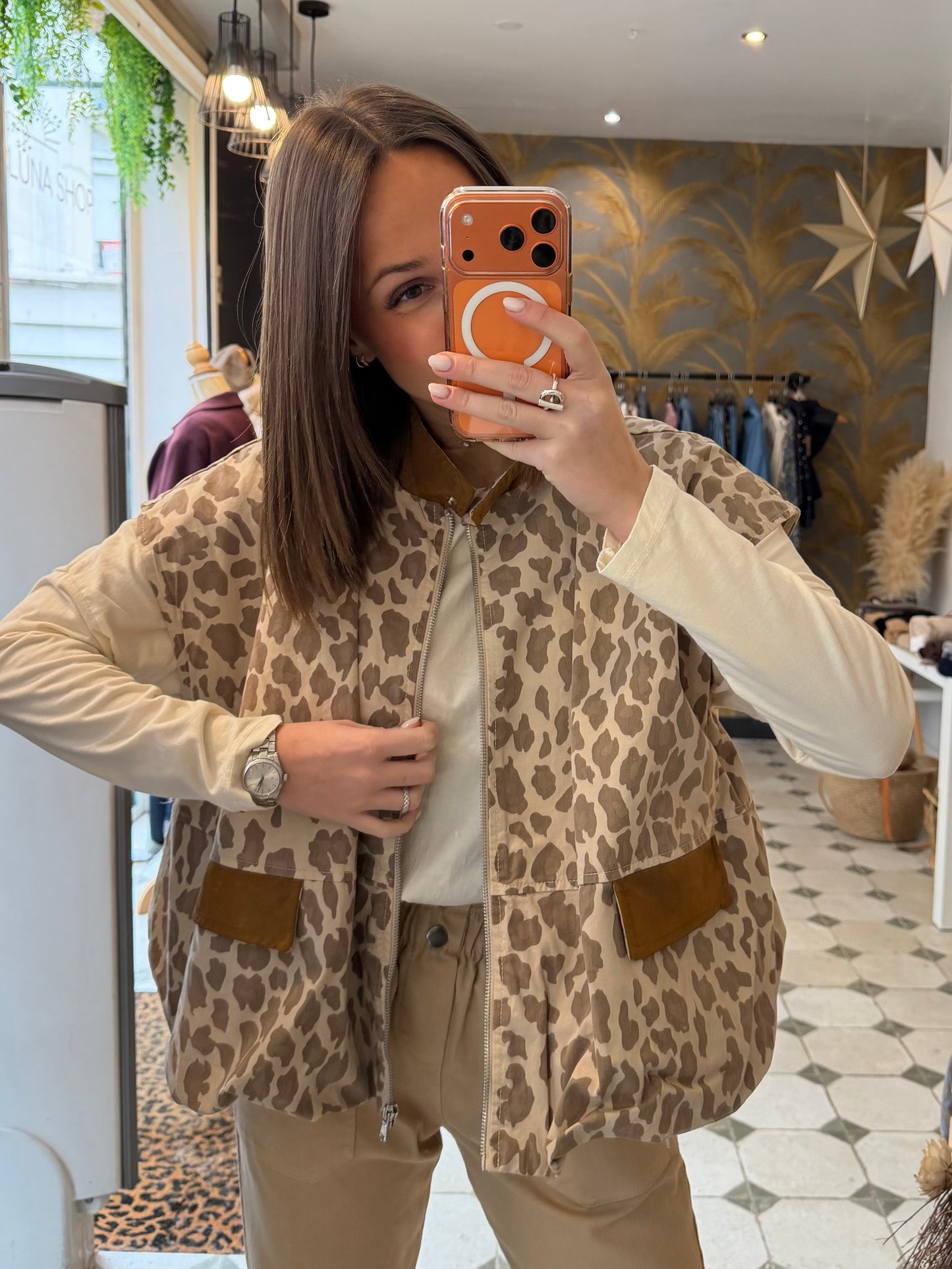 Gilet sans manches Octavie léopard Beige - Johanna Paris