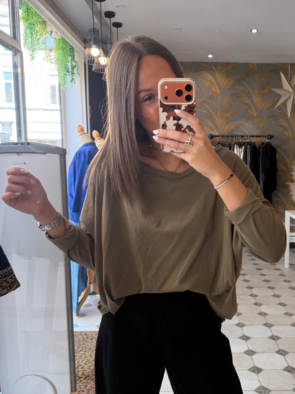 T-Shirt Col Bateau beige foncé  - Johanna Paris