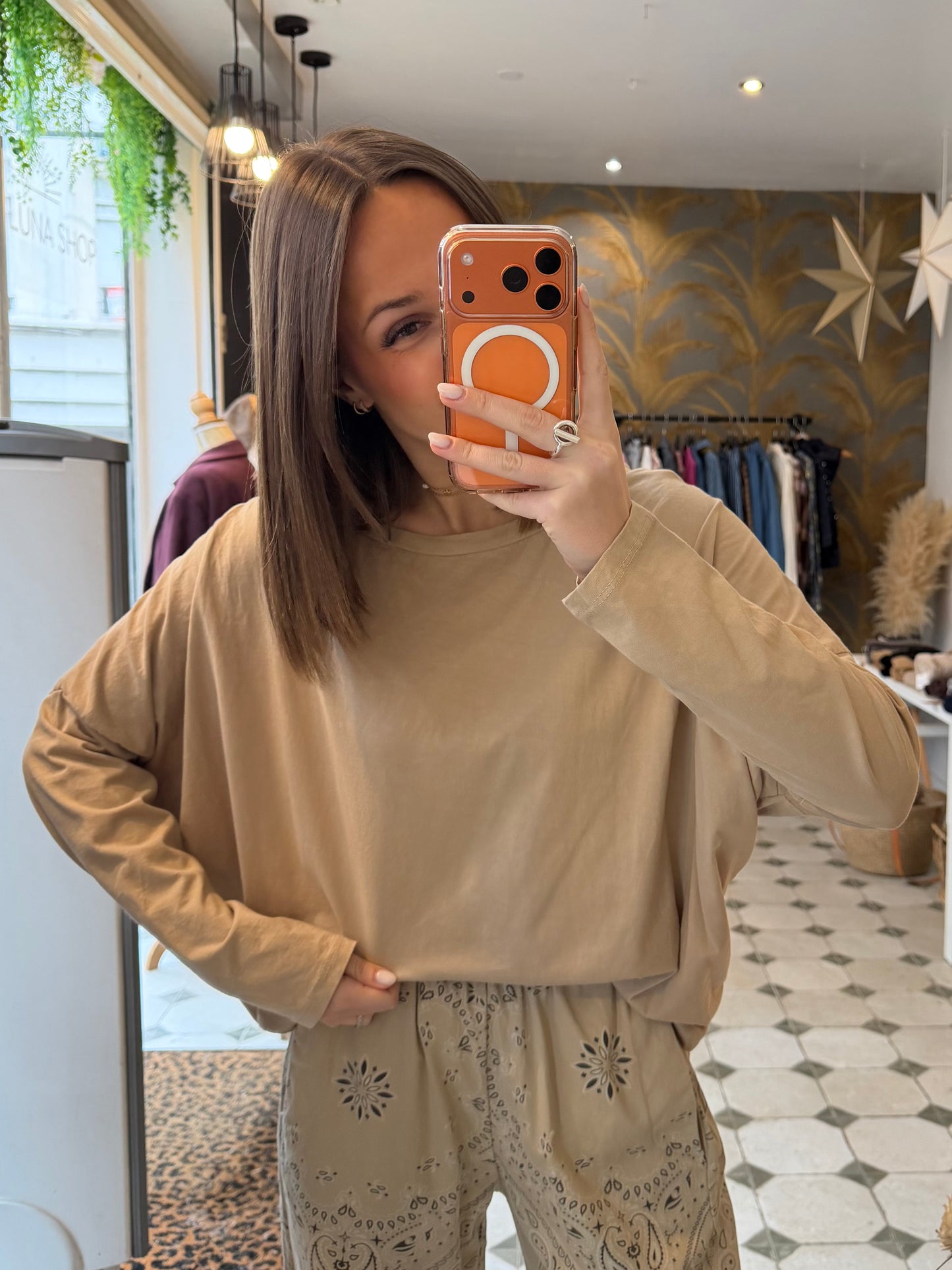 T-Shirt Col Bateau beige Manches longues - Johanna Paris