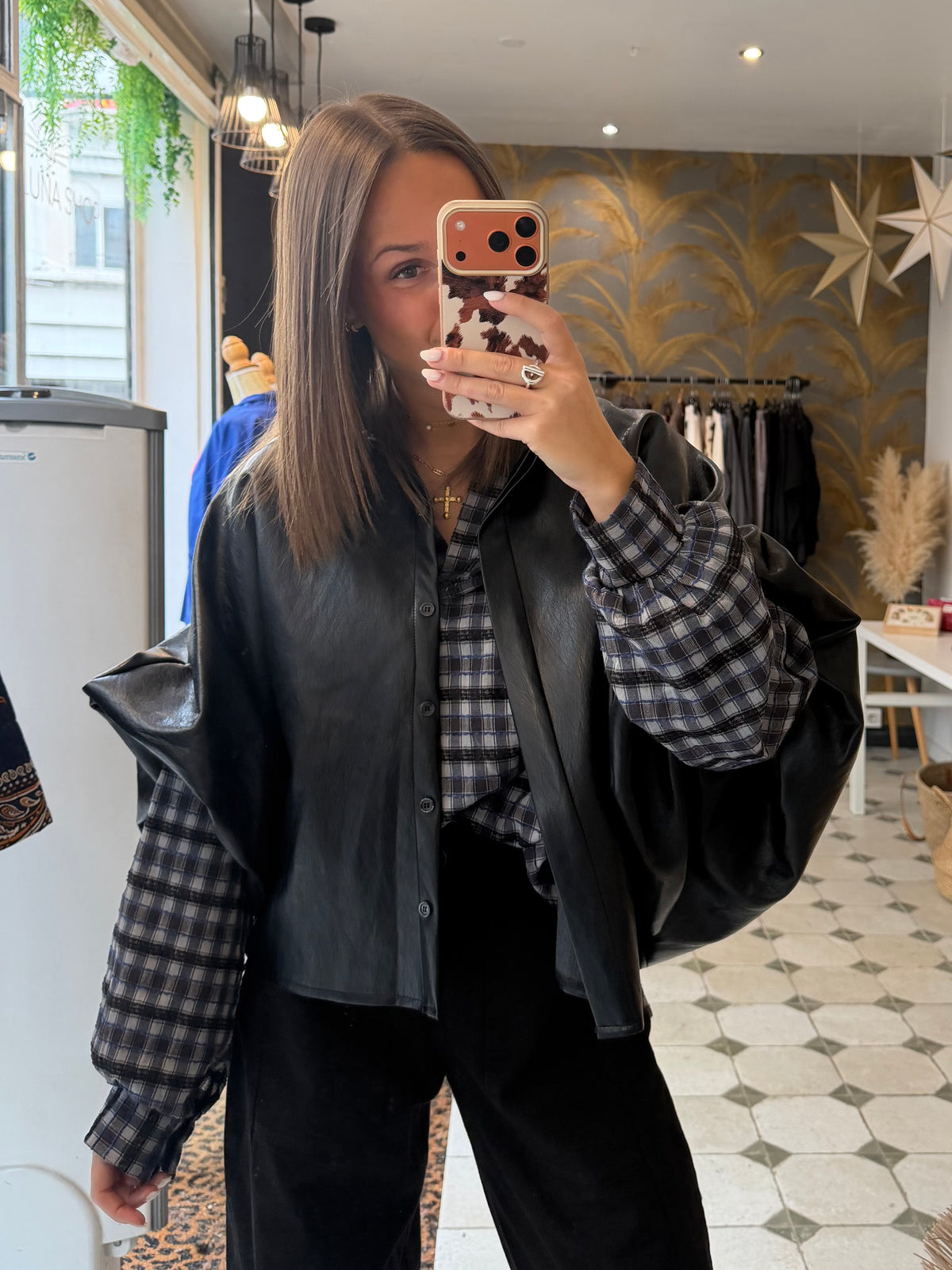 Chemise en similicuir noire - Johanna Paris