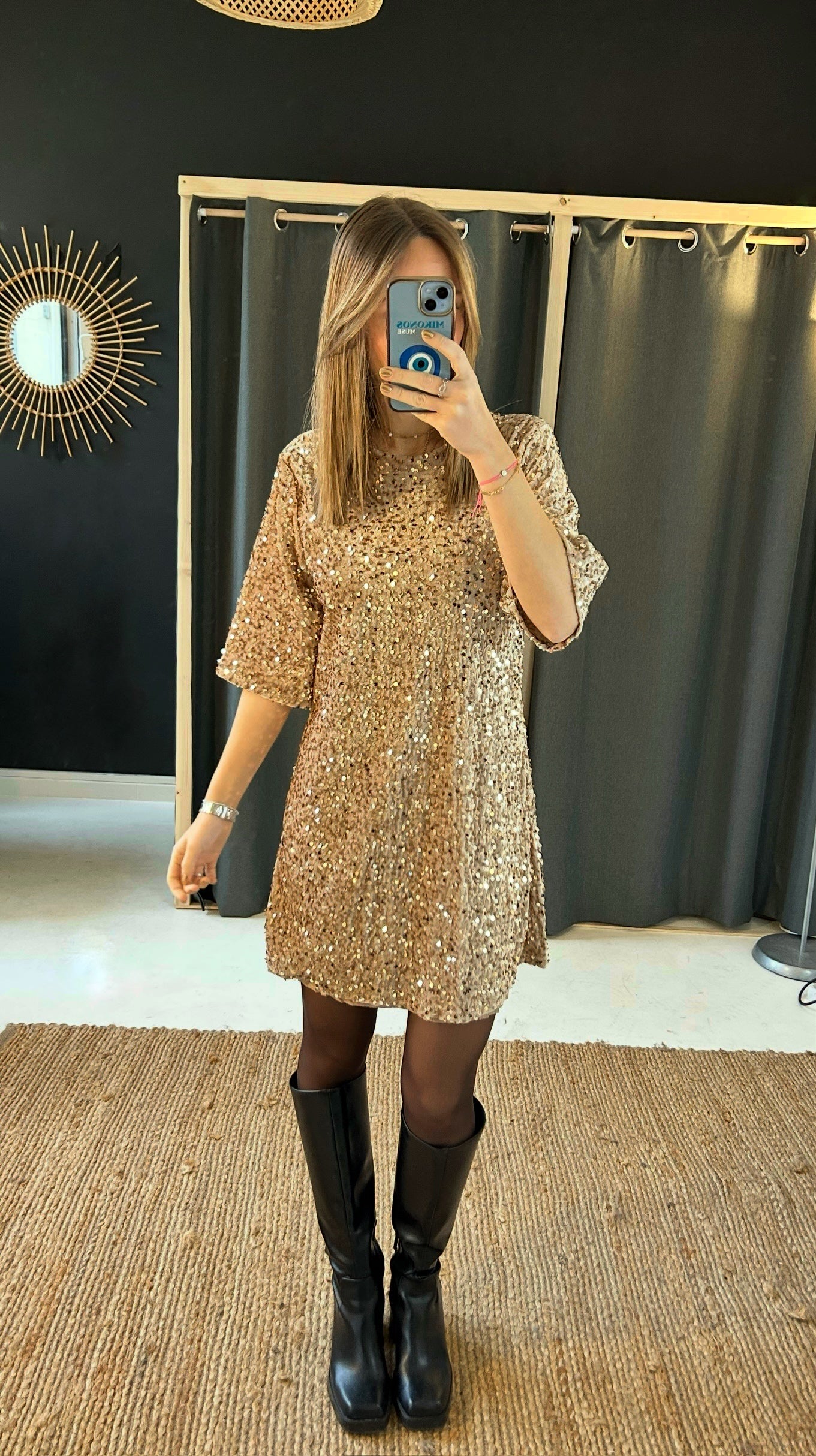 Robe en sequins