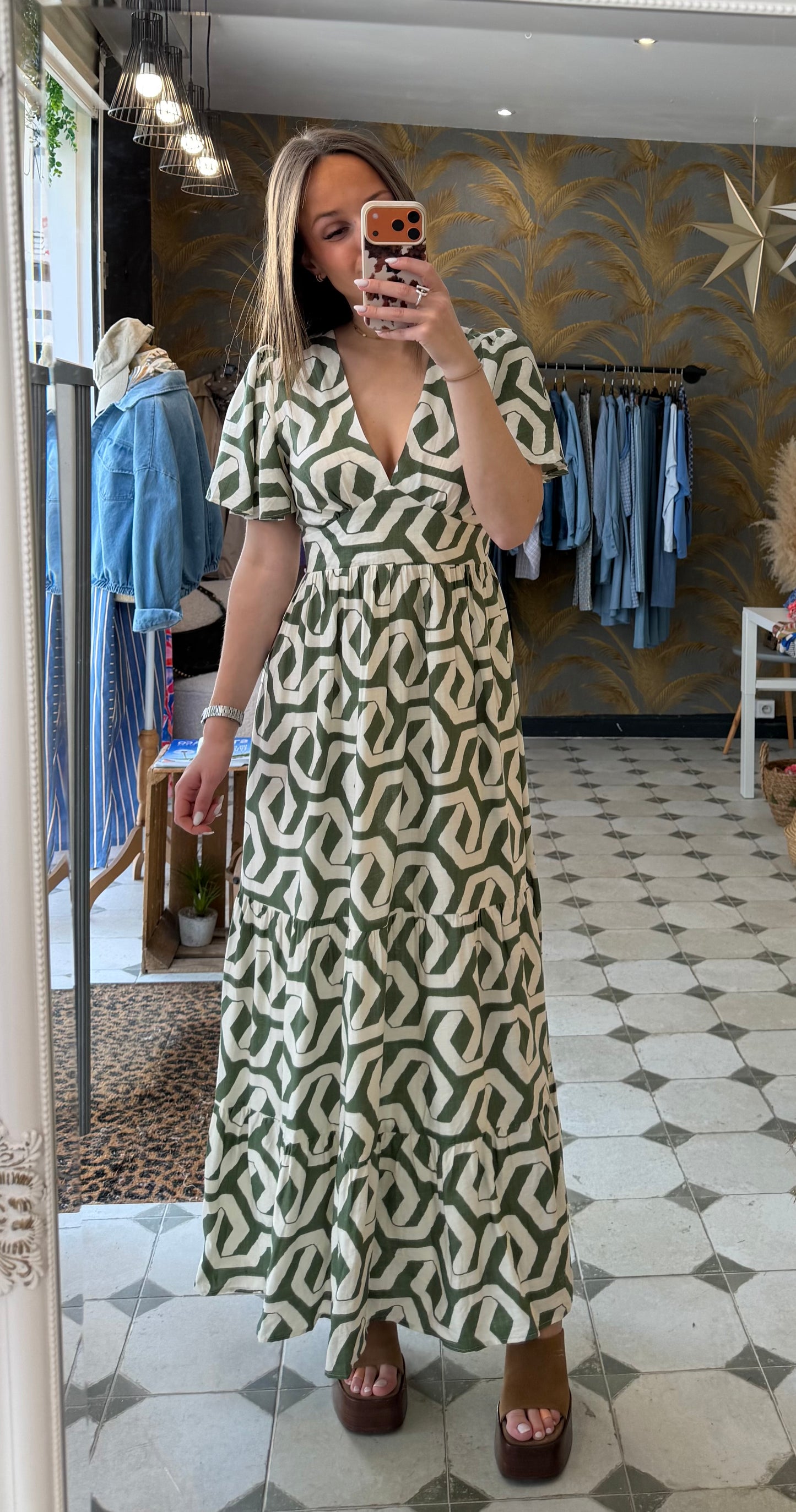 Robe Lucca