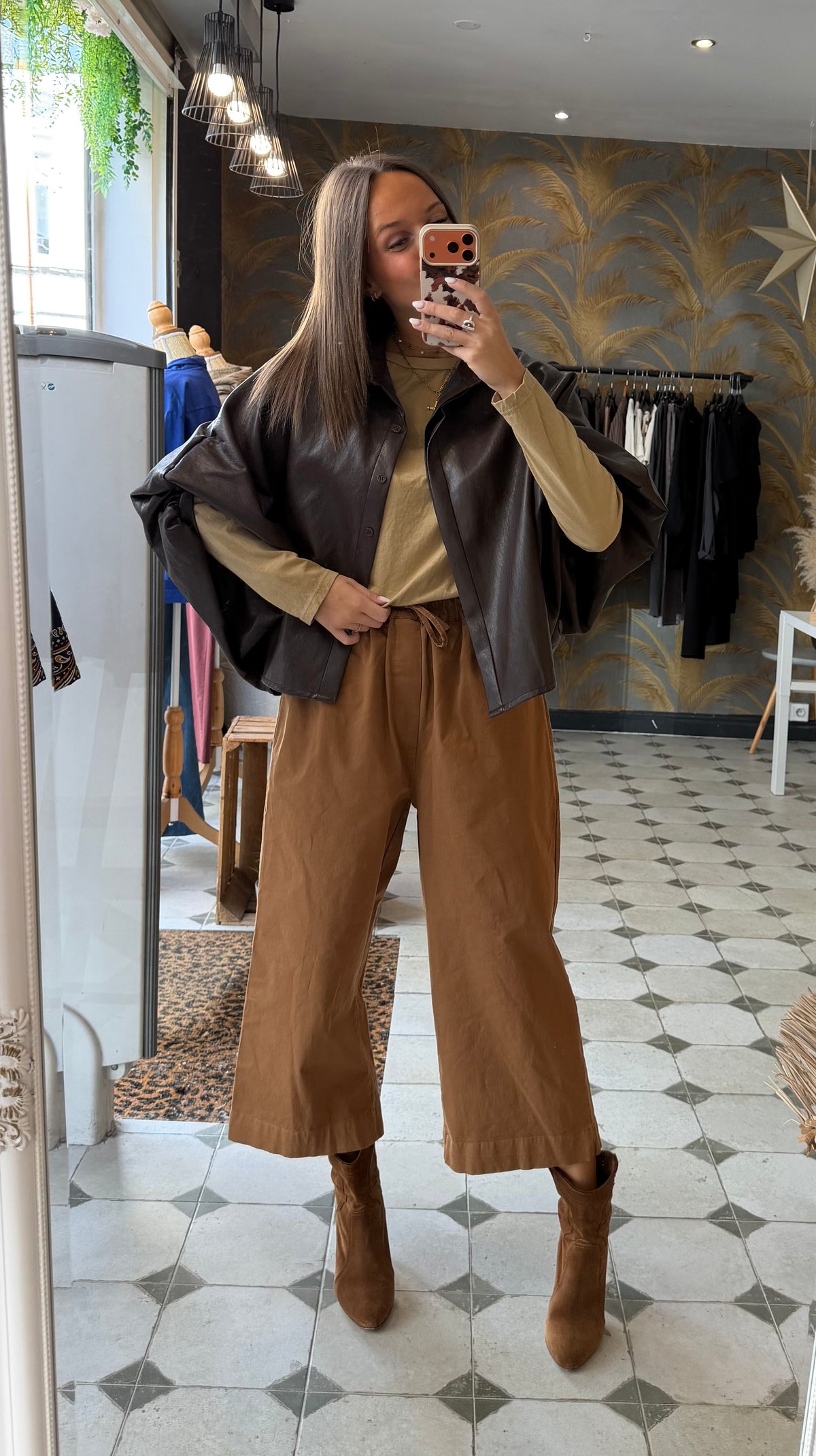 Pantalon en toile avec des liens Camel - Johanna Paris