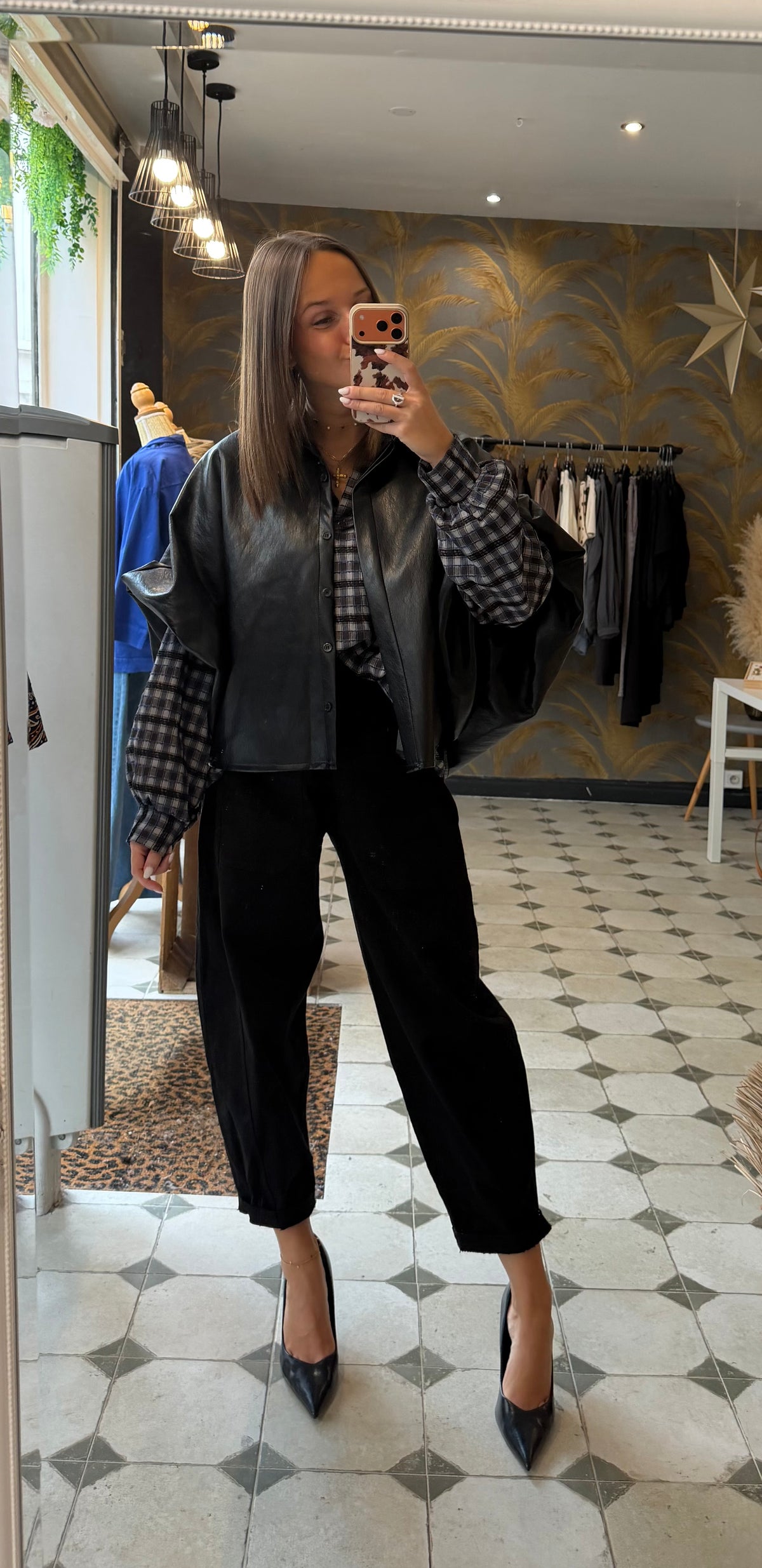 Chemise en similicuir noire - Johanna Paris