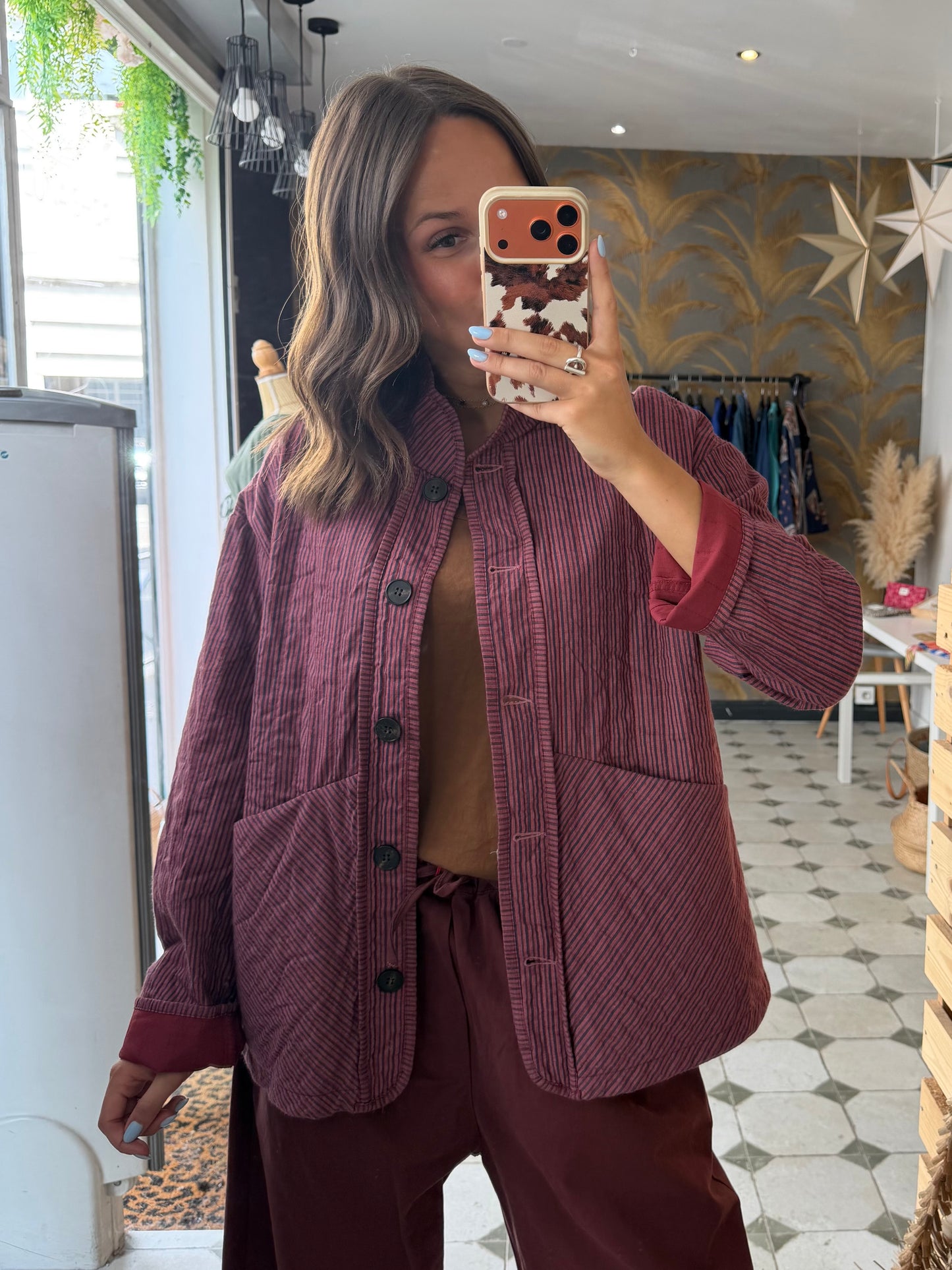 Veste avec écharpe bordeaux - Johanna Paris