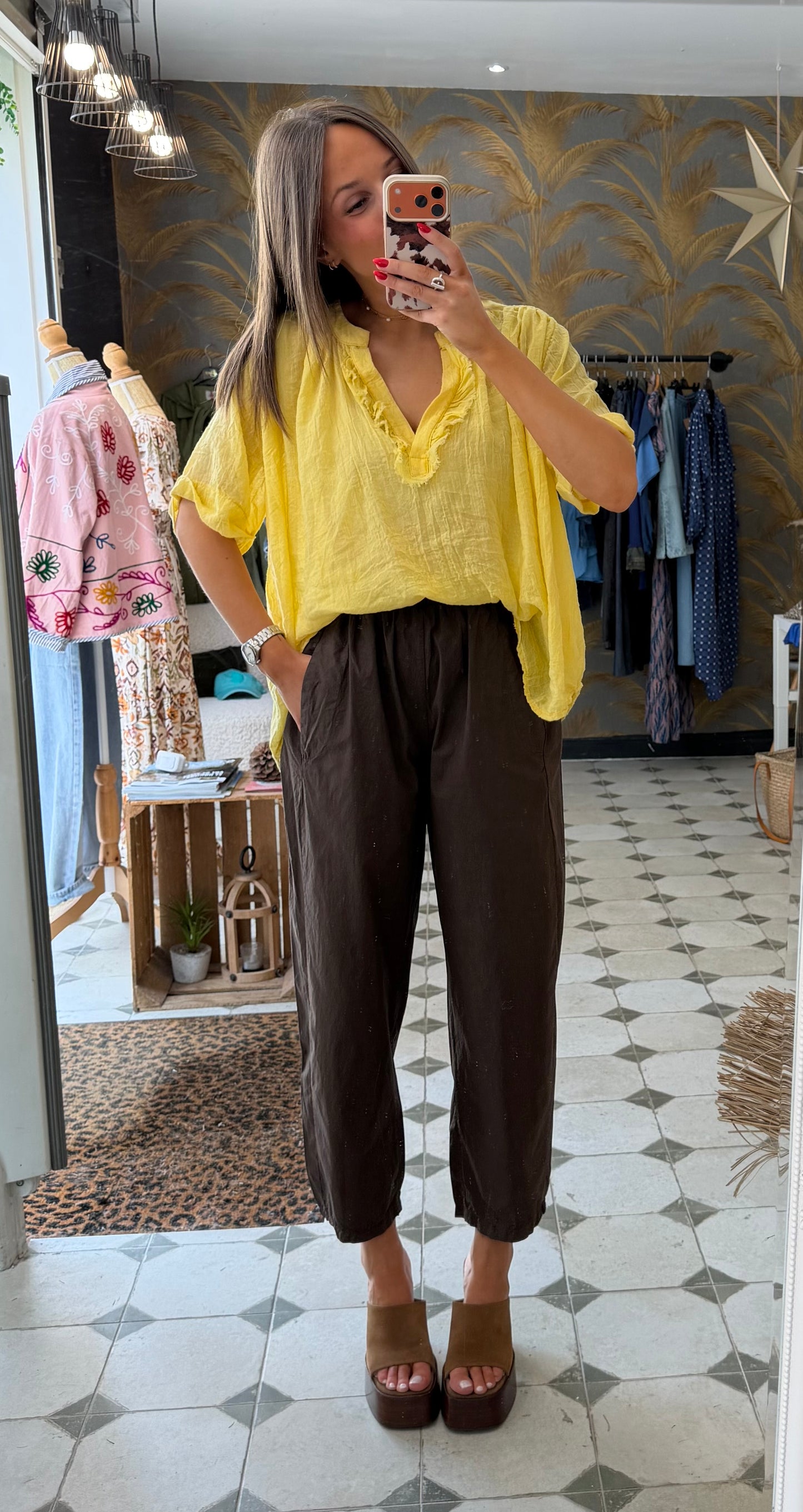 Pantalon Magique en toile fine chocolat - Johanna Paris