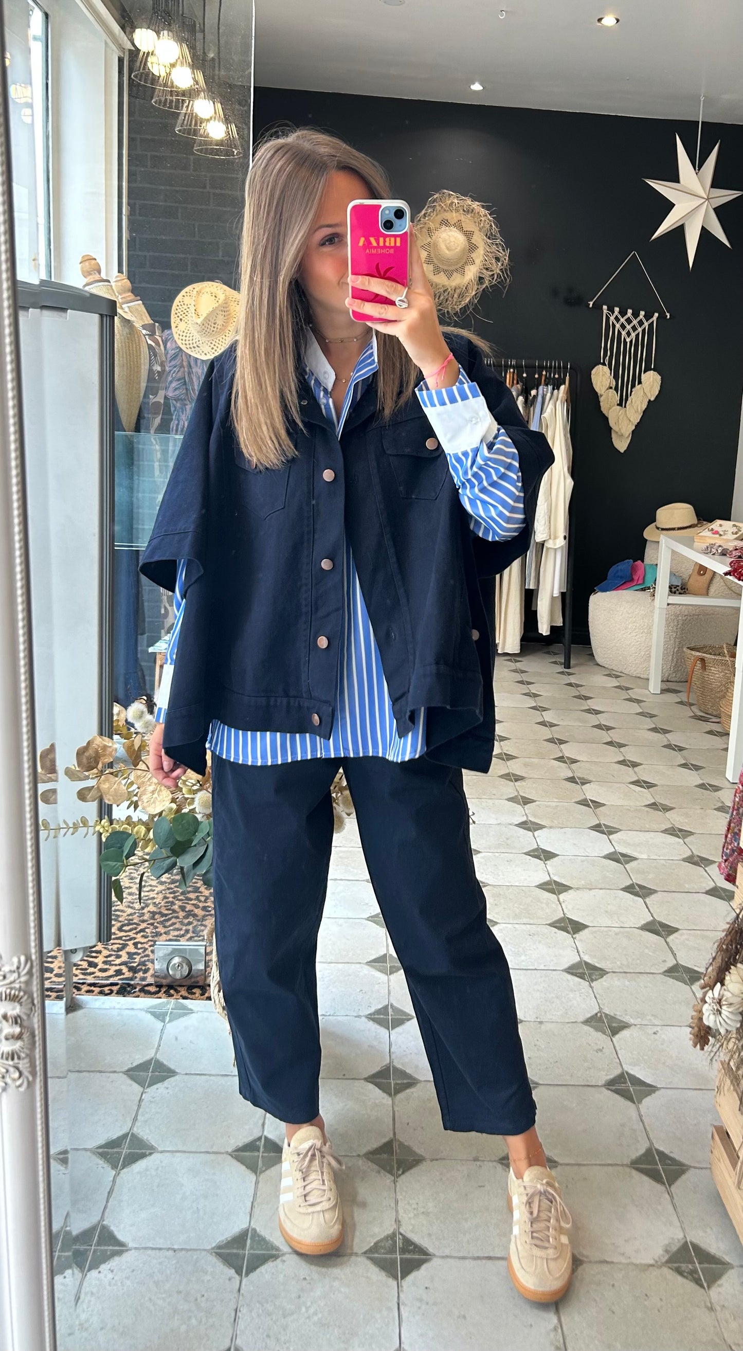 Veste / Cape en jean bleu marine - Johanna Paris