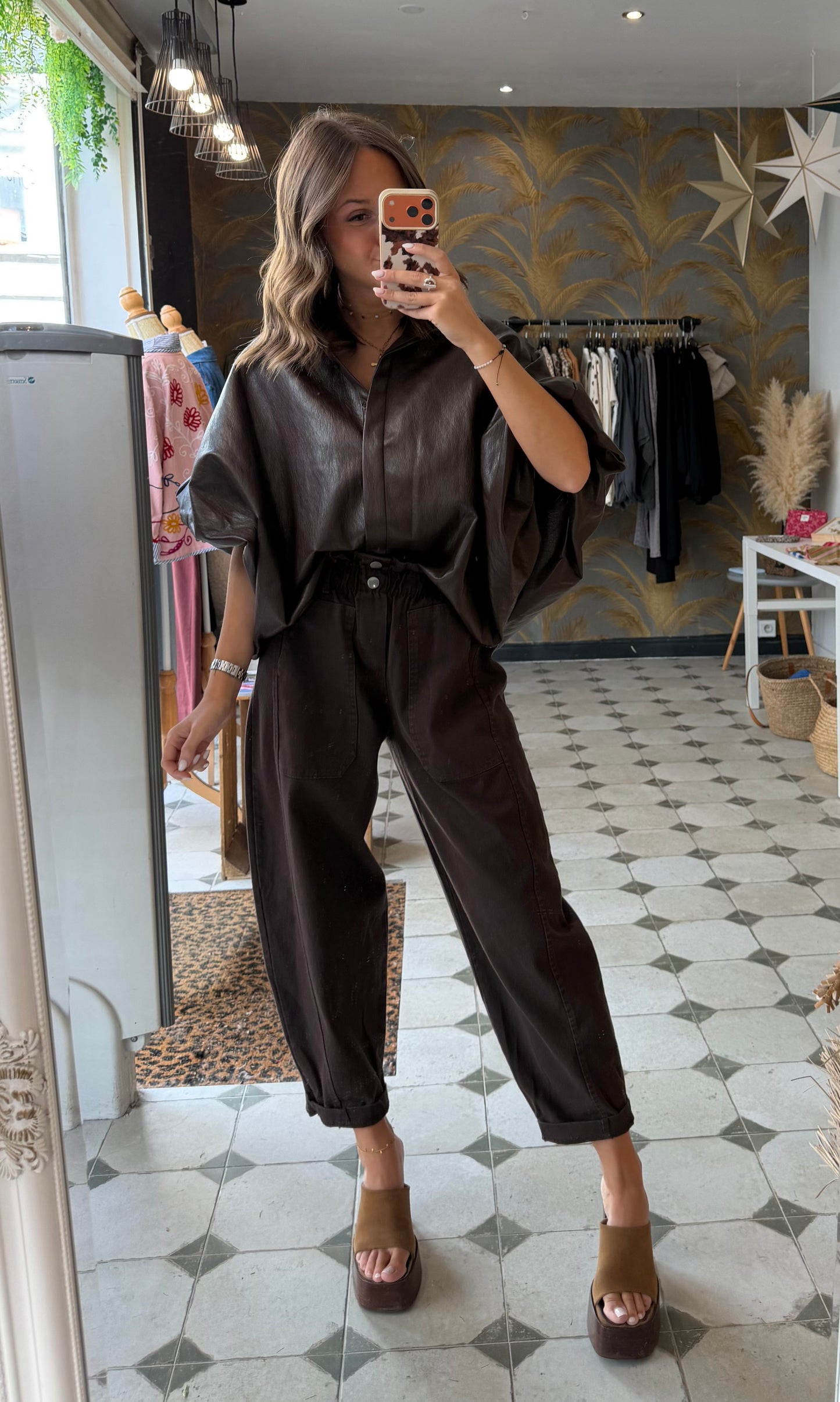 Chemise en similicuir chocolat - Johanna Paris