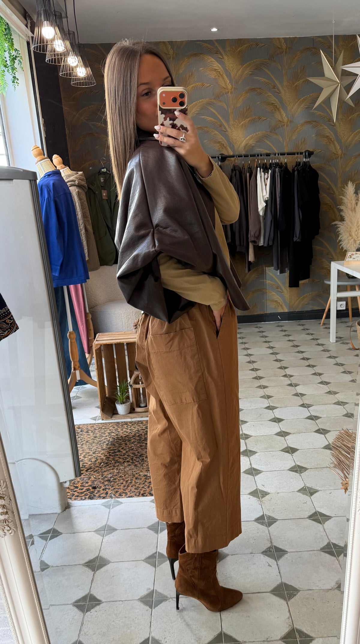 Pantalon en toile avec des liens Camel - Johanna Paris