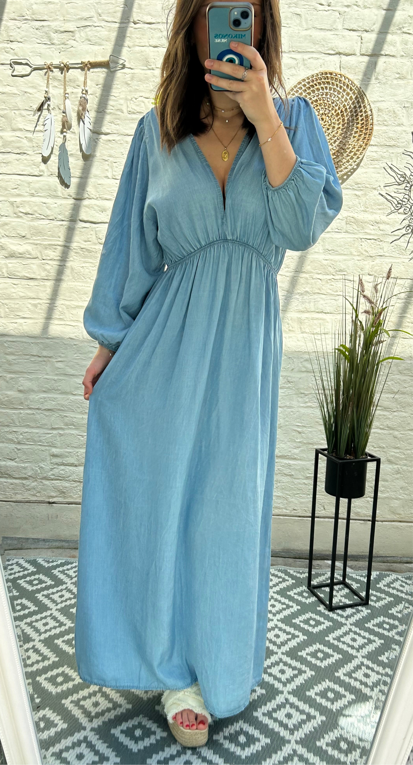 Robe Julia