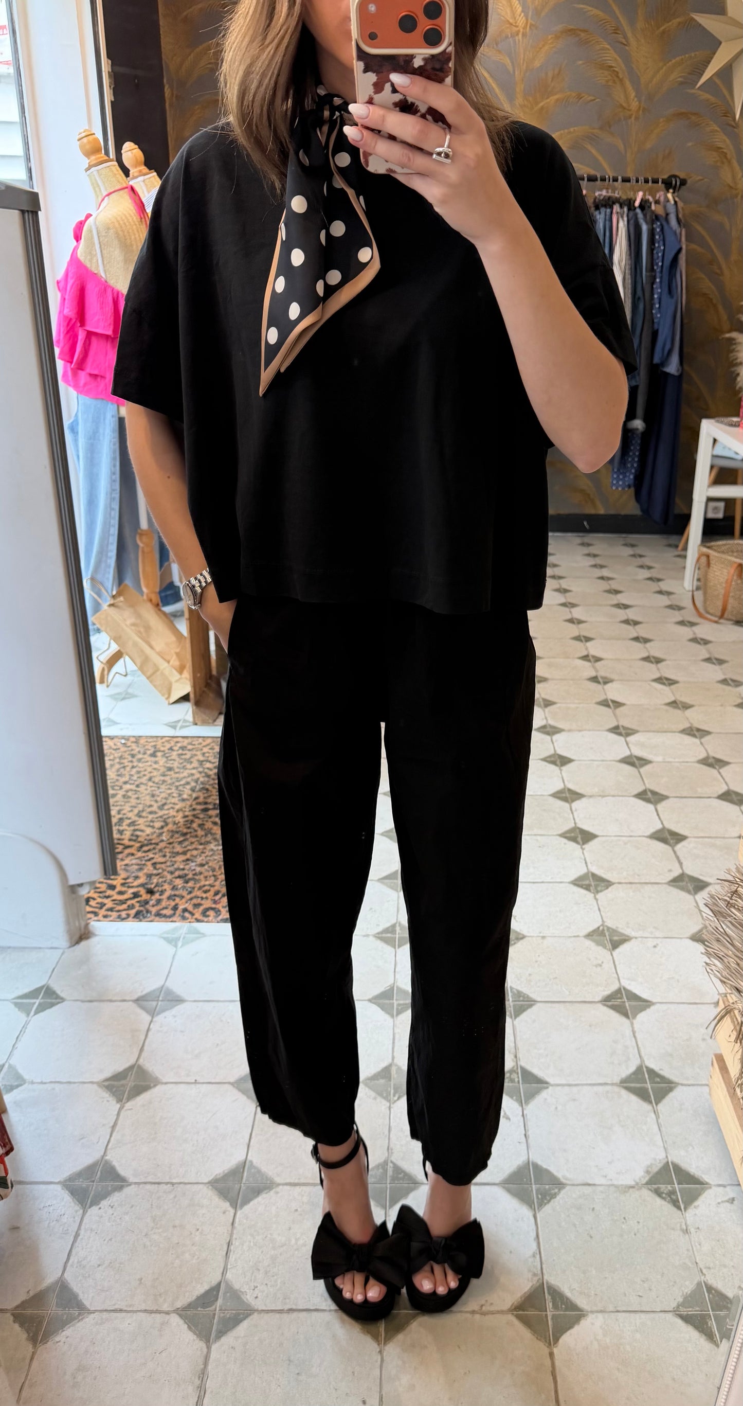 Pantalon Magique en toile fine noir - Johanna Paris