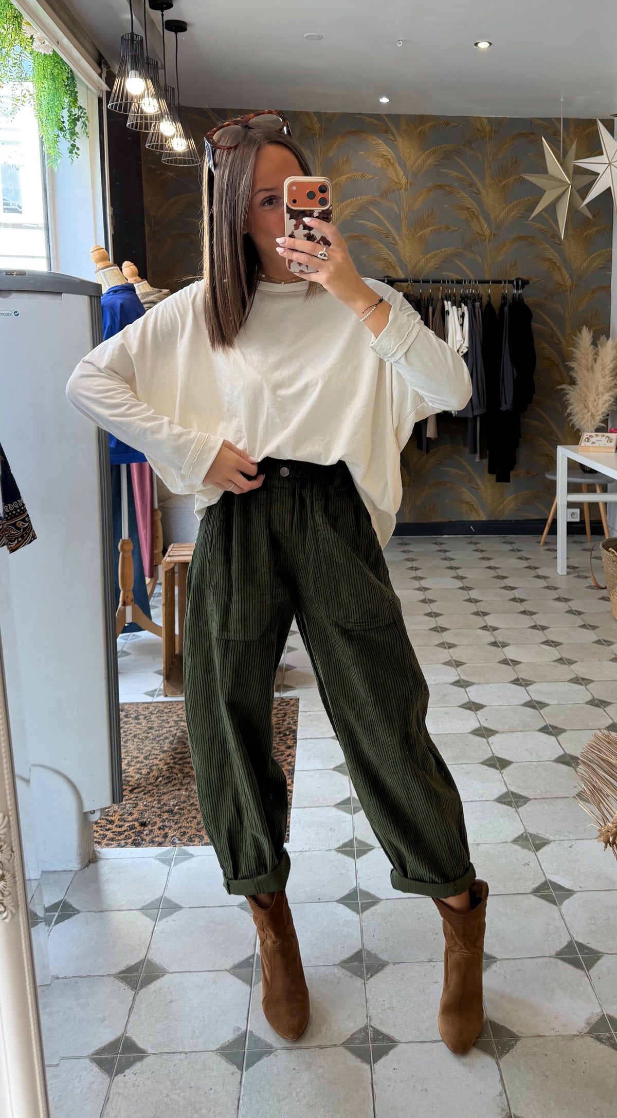 Pantalon en velours forme ballon kaki - Johanna Paris