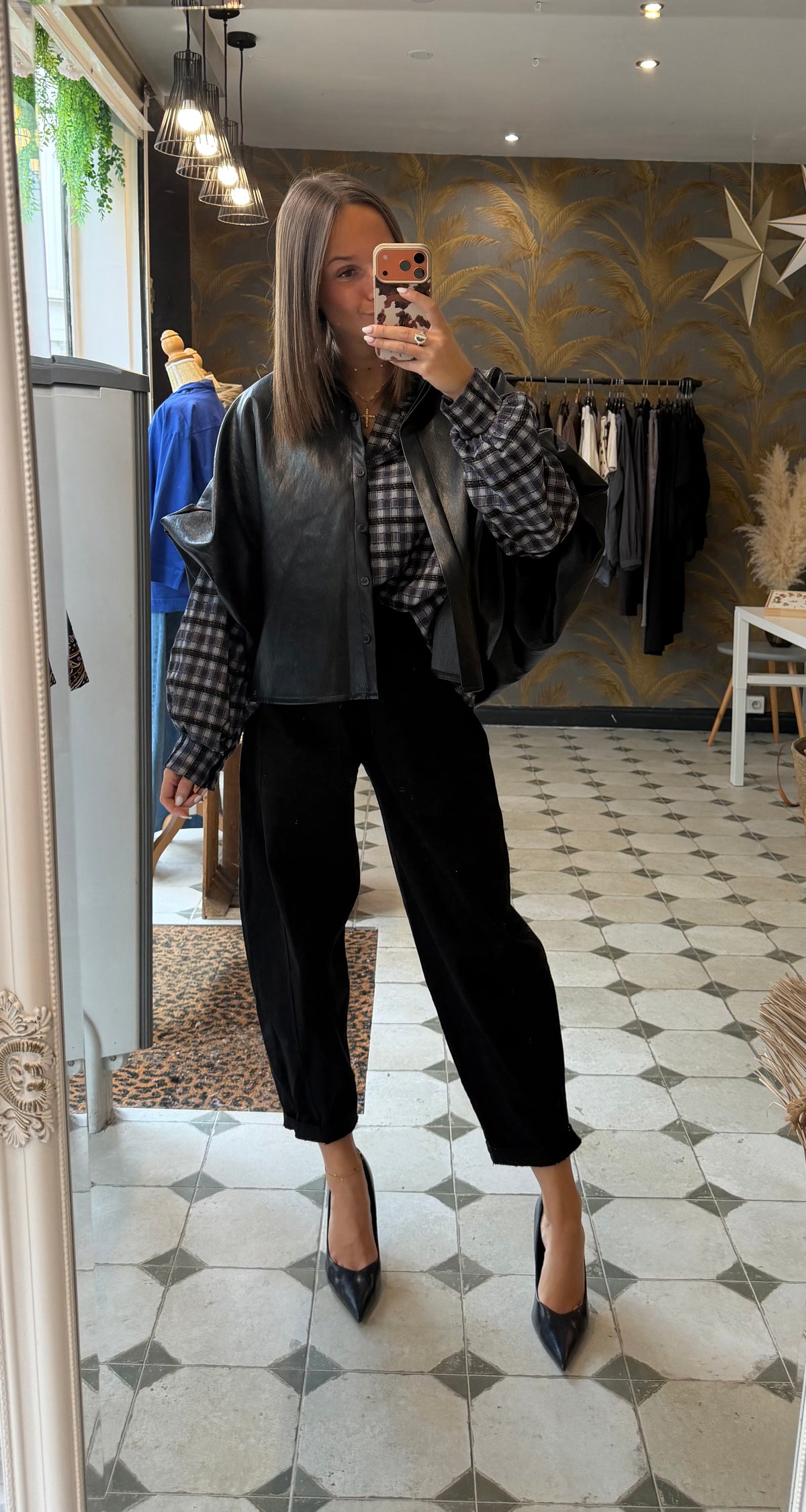 Chemise en similicuir noire - Johanna Paris