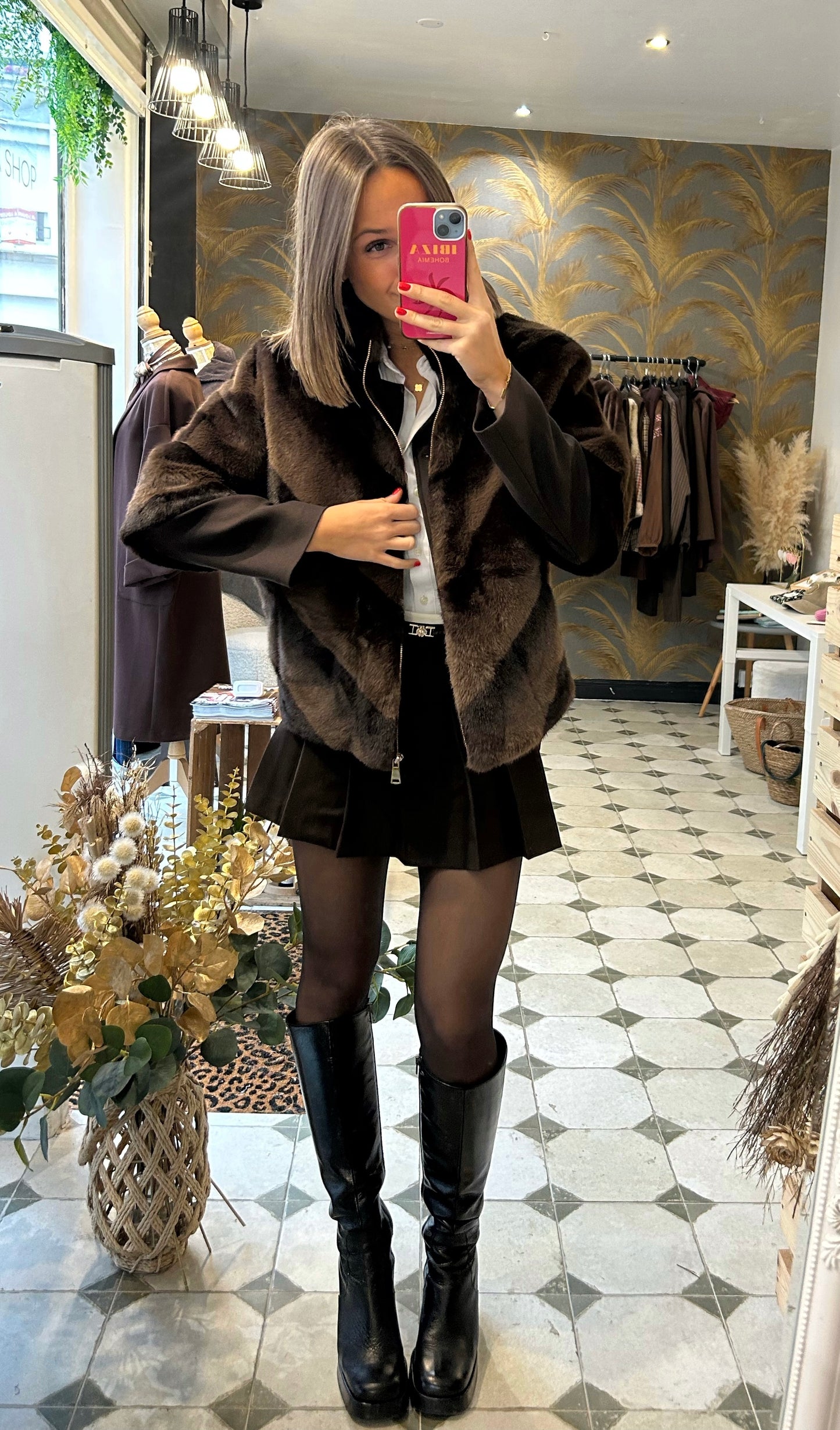 Cape Chiara - Johanna Paris